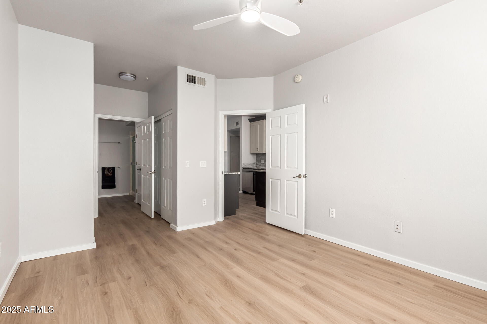 9820 N CENTRAL Avenue, 130