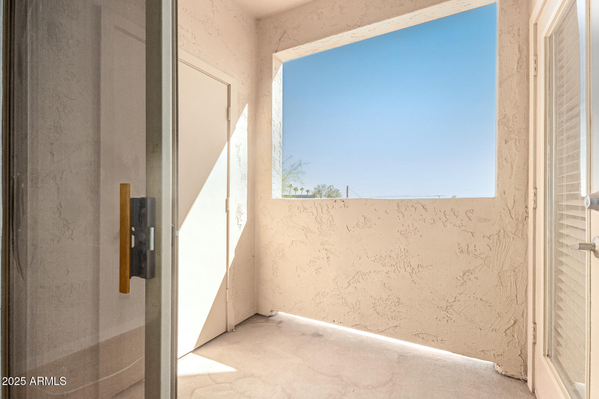 9820 N CENTRAL Avenue, 130