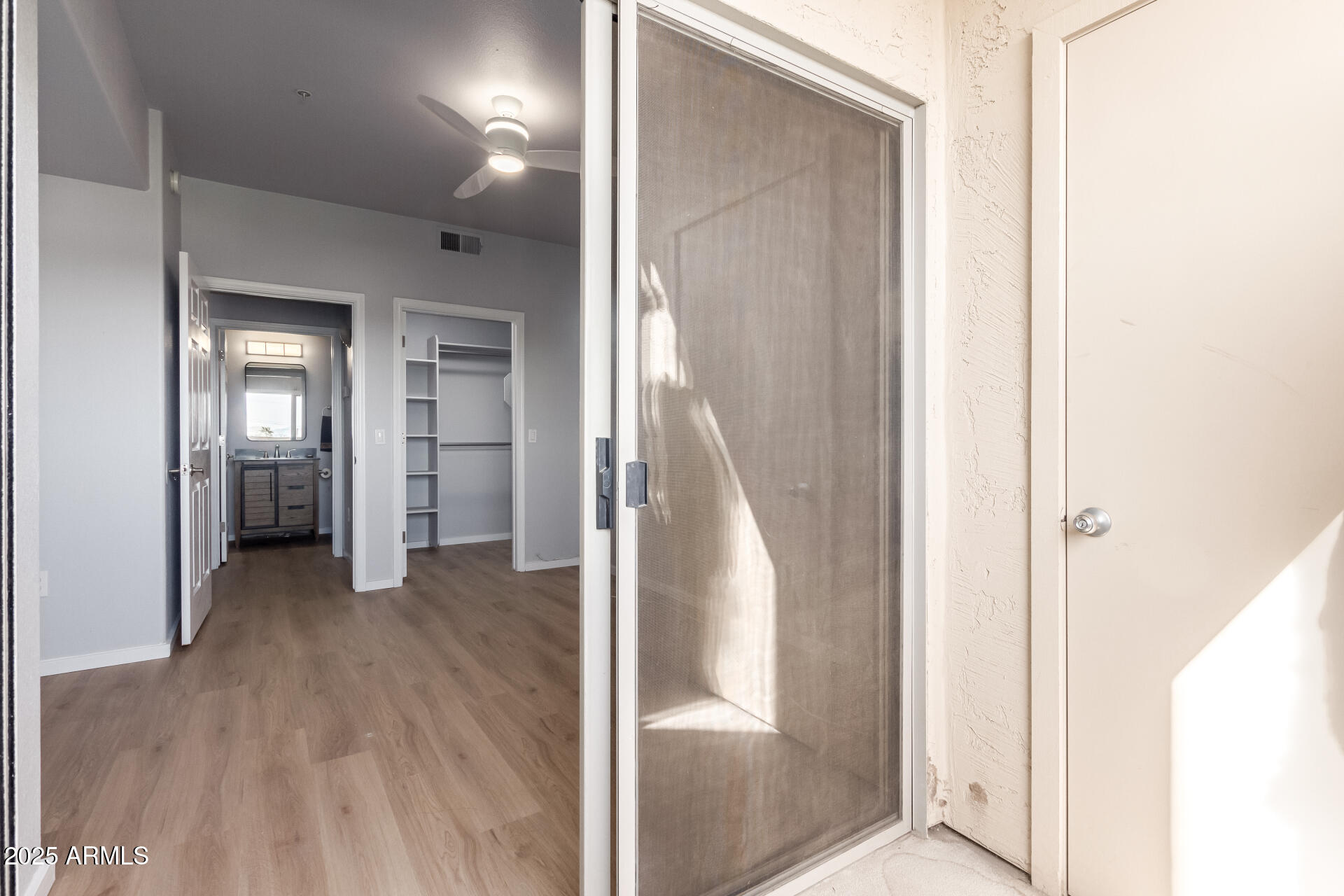 9820 N CENTRAL Avenue, 130