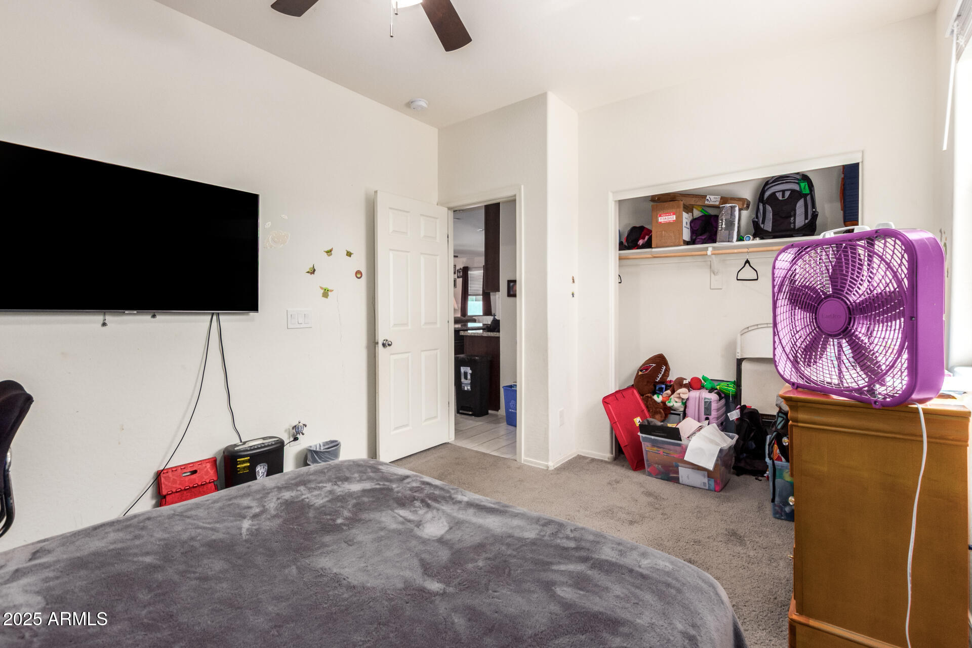 18241 W FOOTHILL Drive