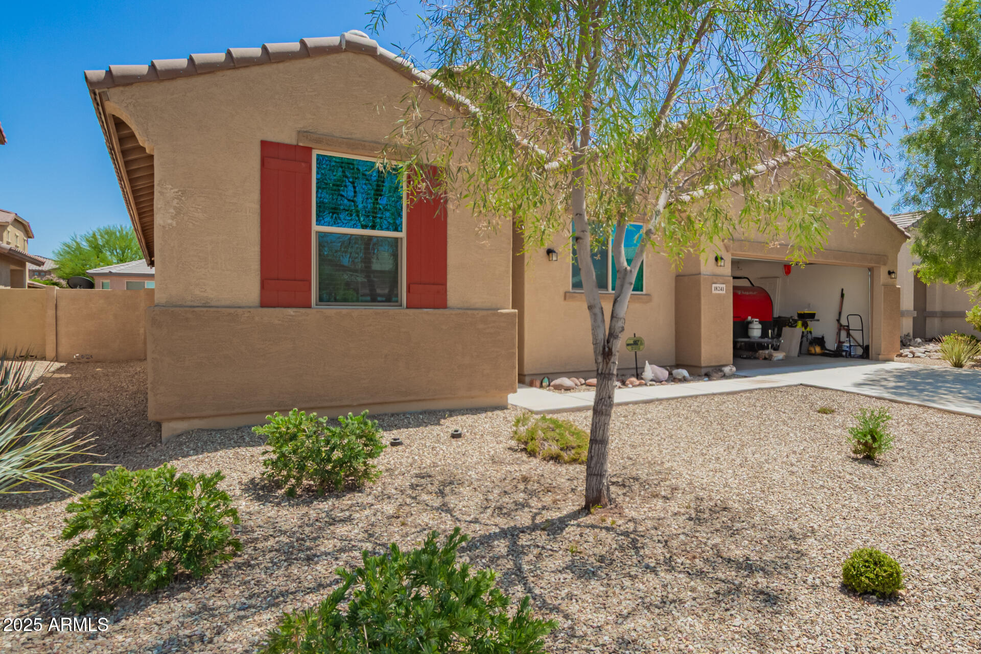 18241 W FOOTHILL Drive