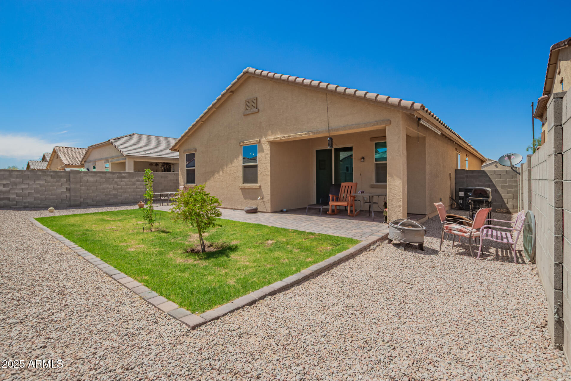 18241 W FOOTHILL Drive