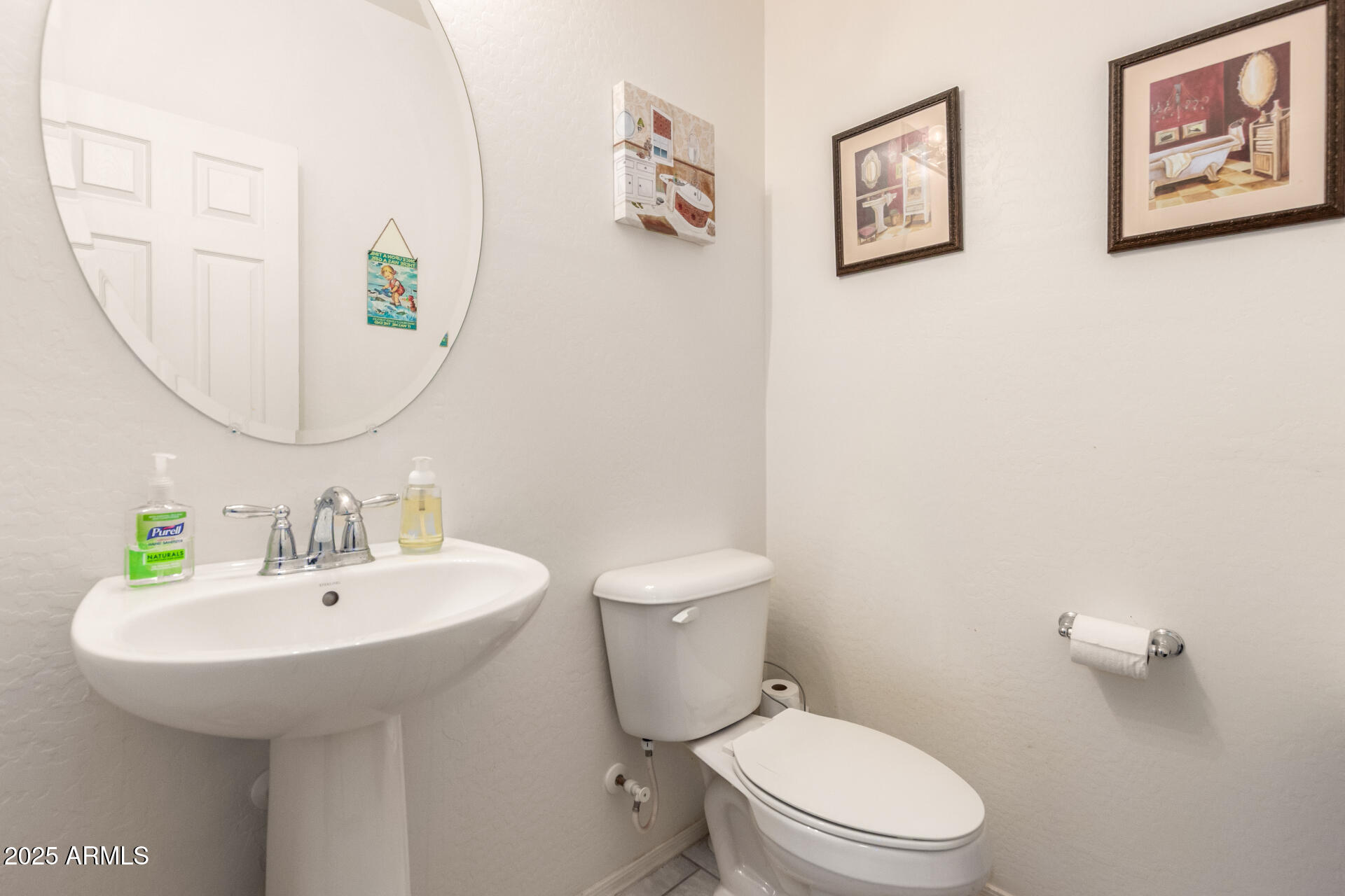 18241 W FOOTHILL Drive