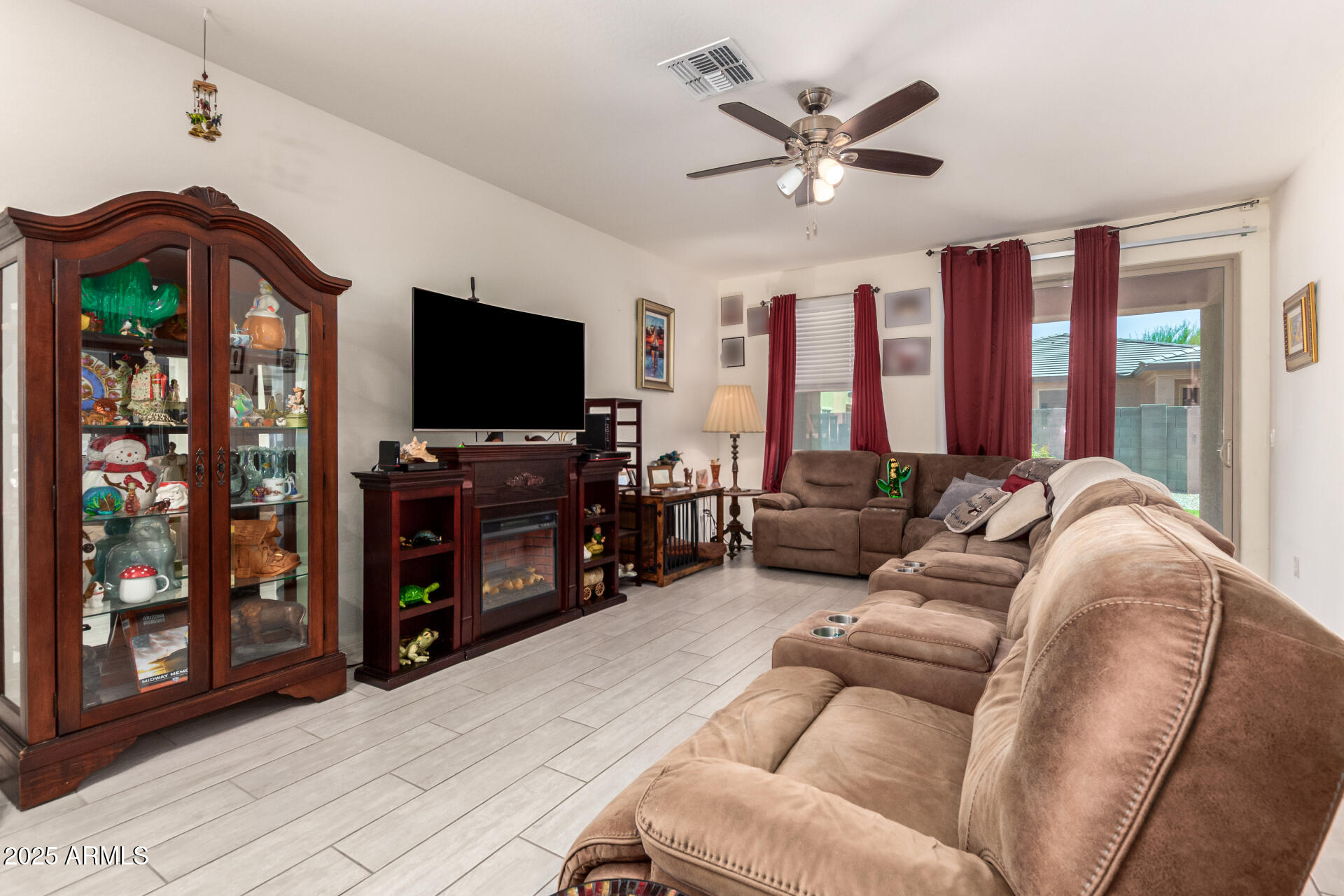 18241 W FOOTHILL Drive