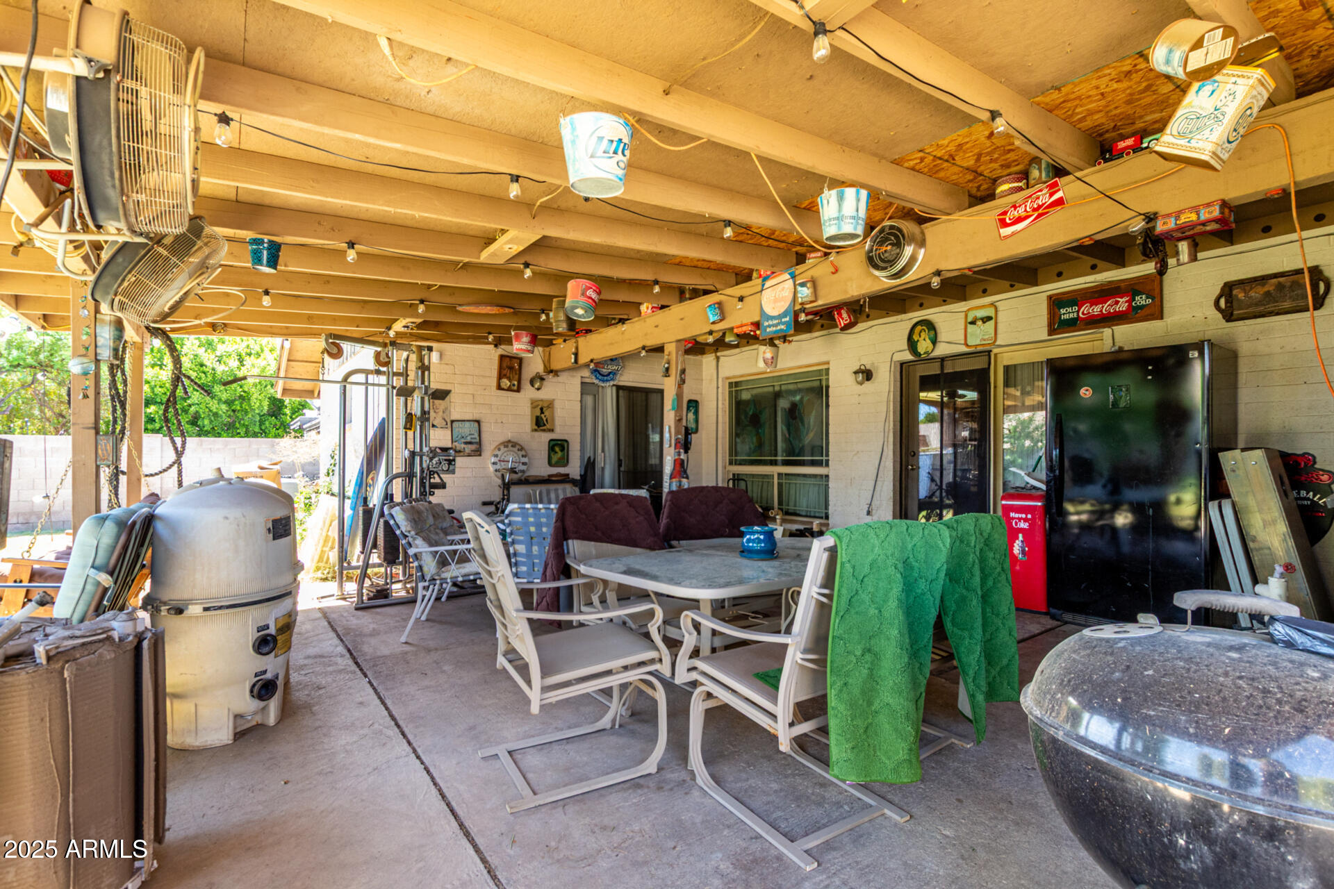 3915 W VOLTAIRE Avenue