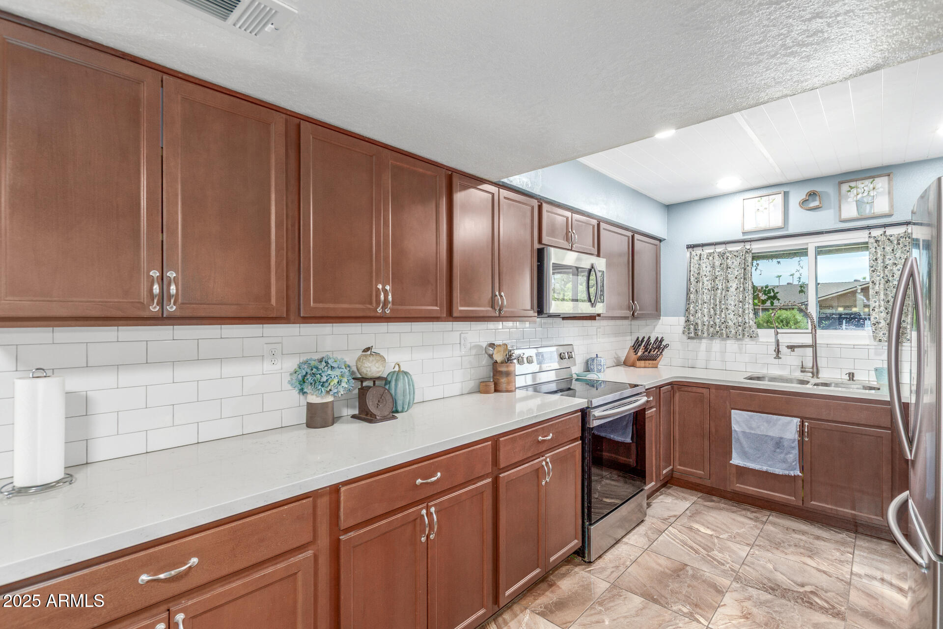 3646 W IRONWOOD Drive
