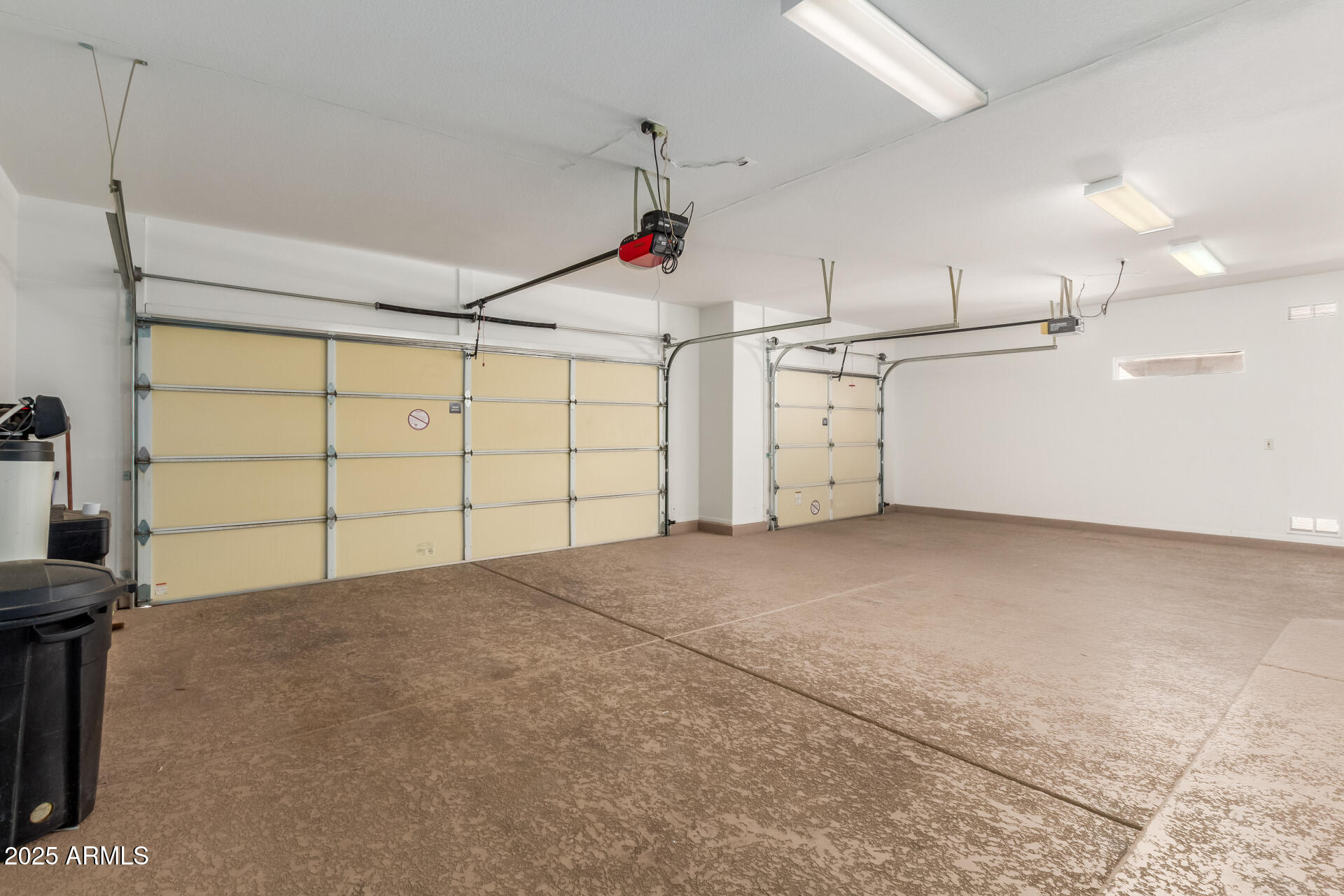 15801 W GOLDENROD Drive