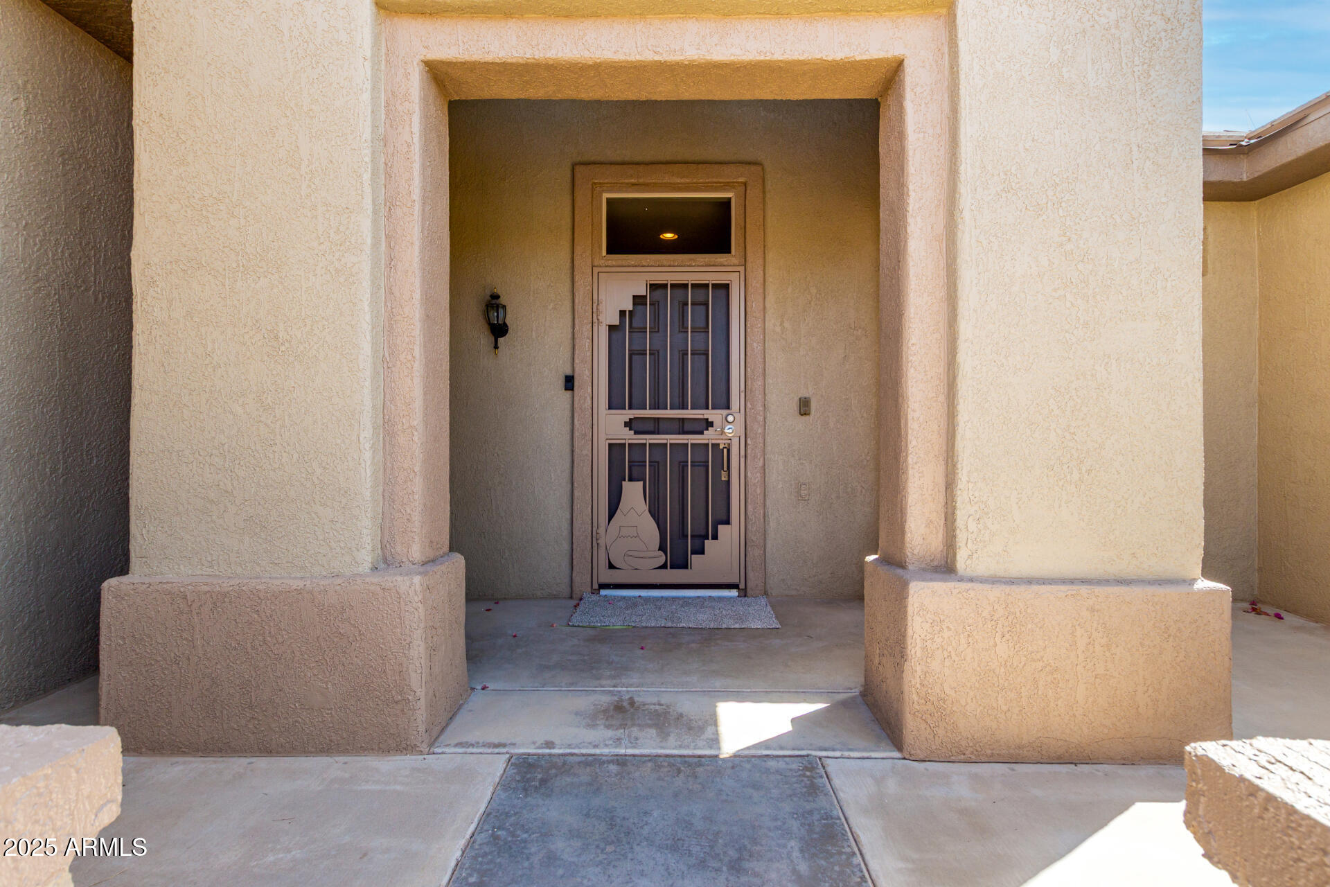 15801 W GOLDENROD Drive