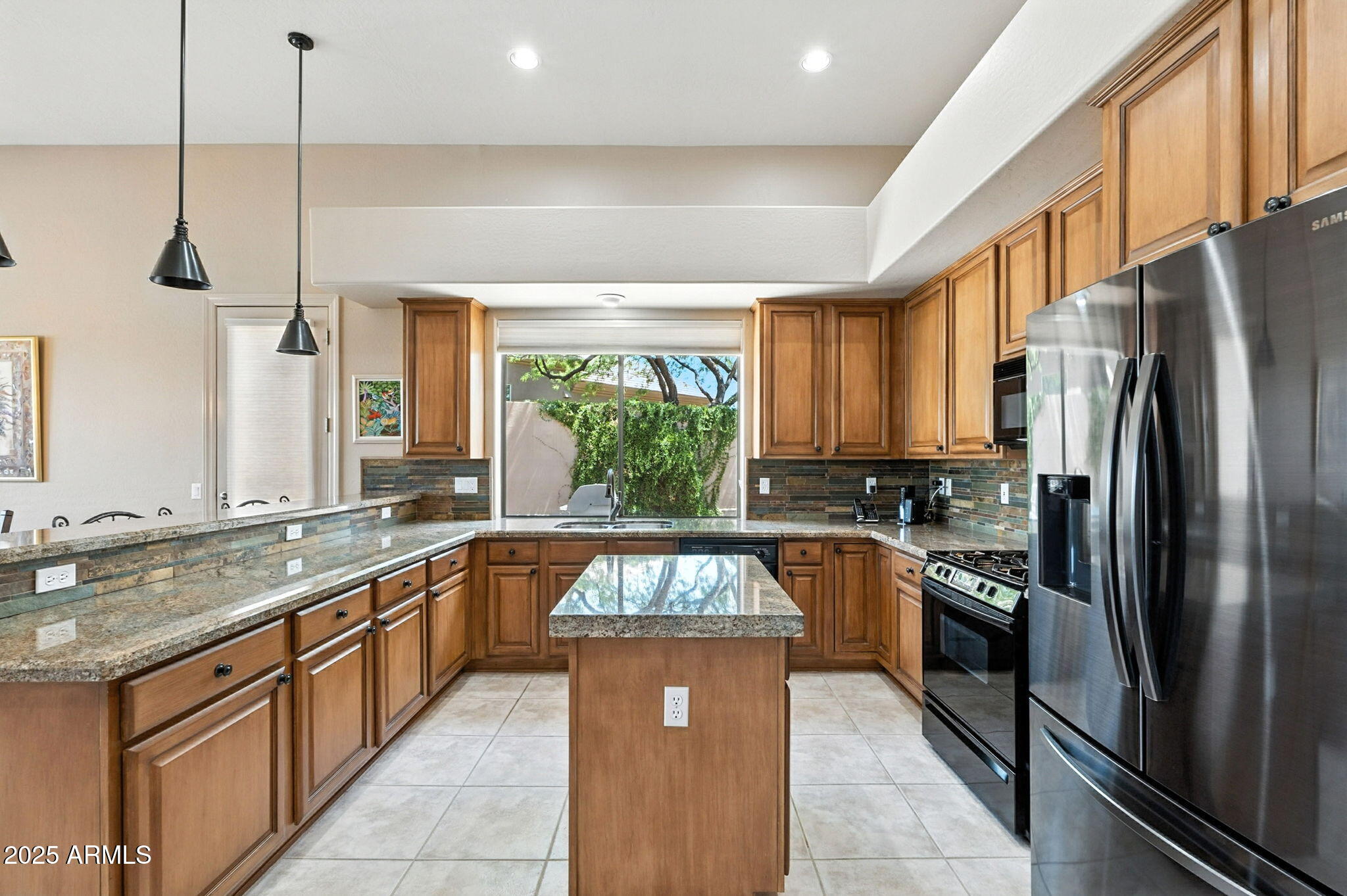 9422 E SANDY VISTA Drive