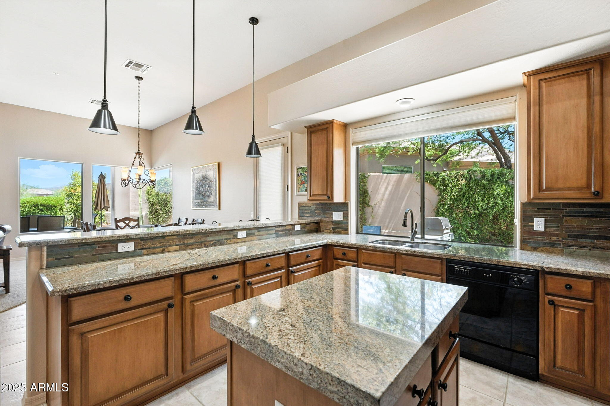 9422 E SANDY VISTA Drive