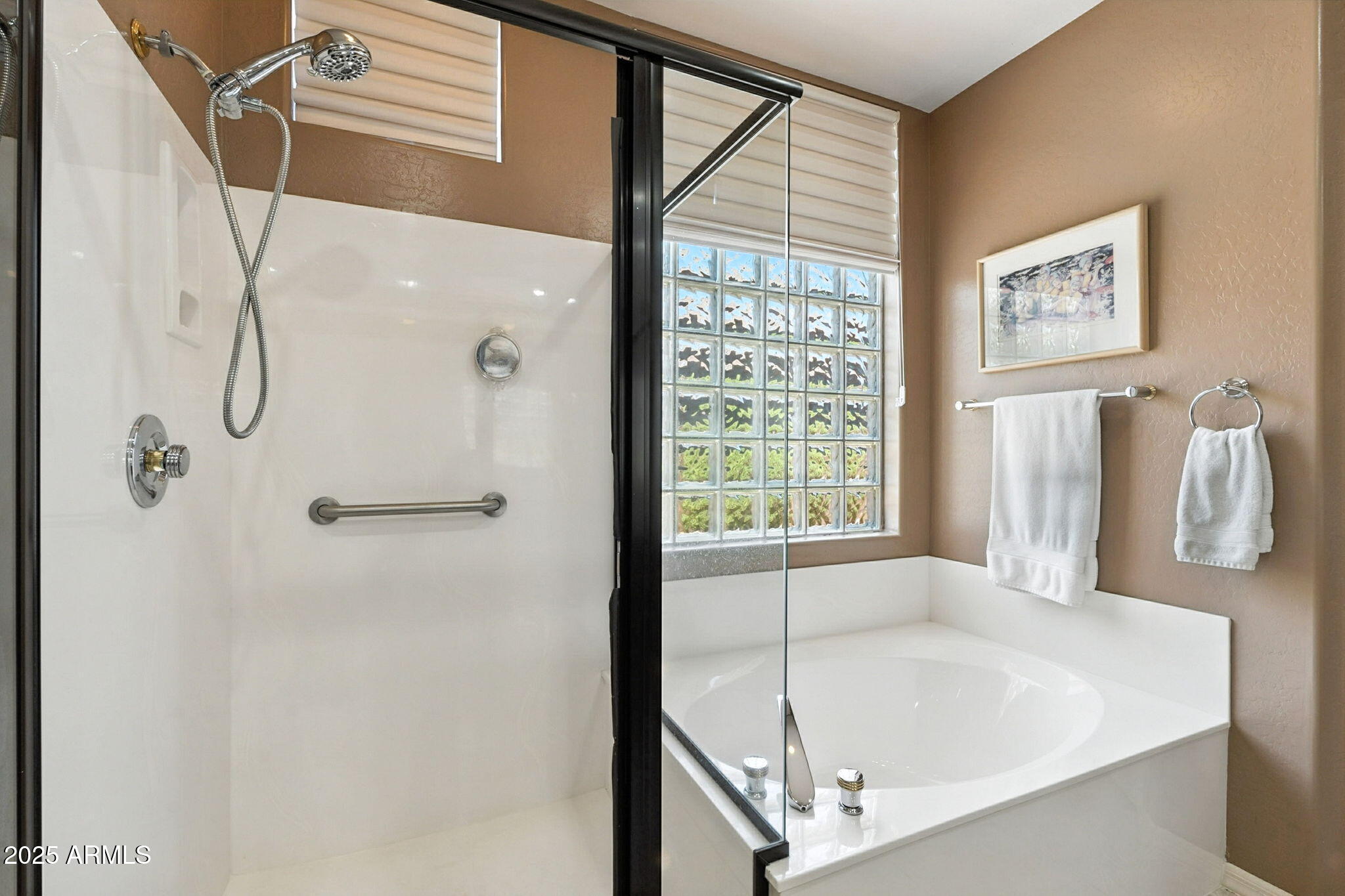 9422 E SANDY VISTA Drive