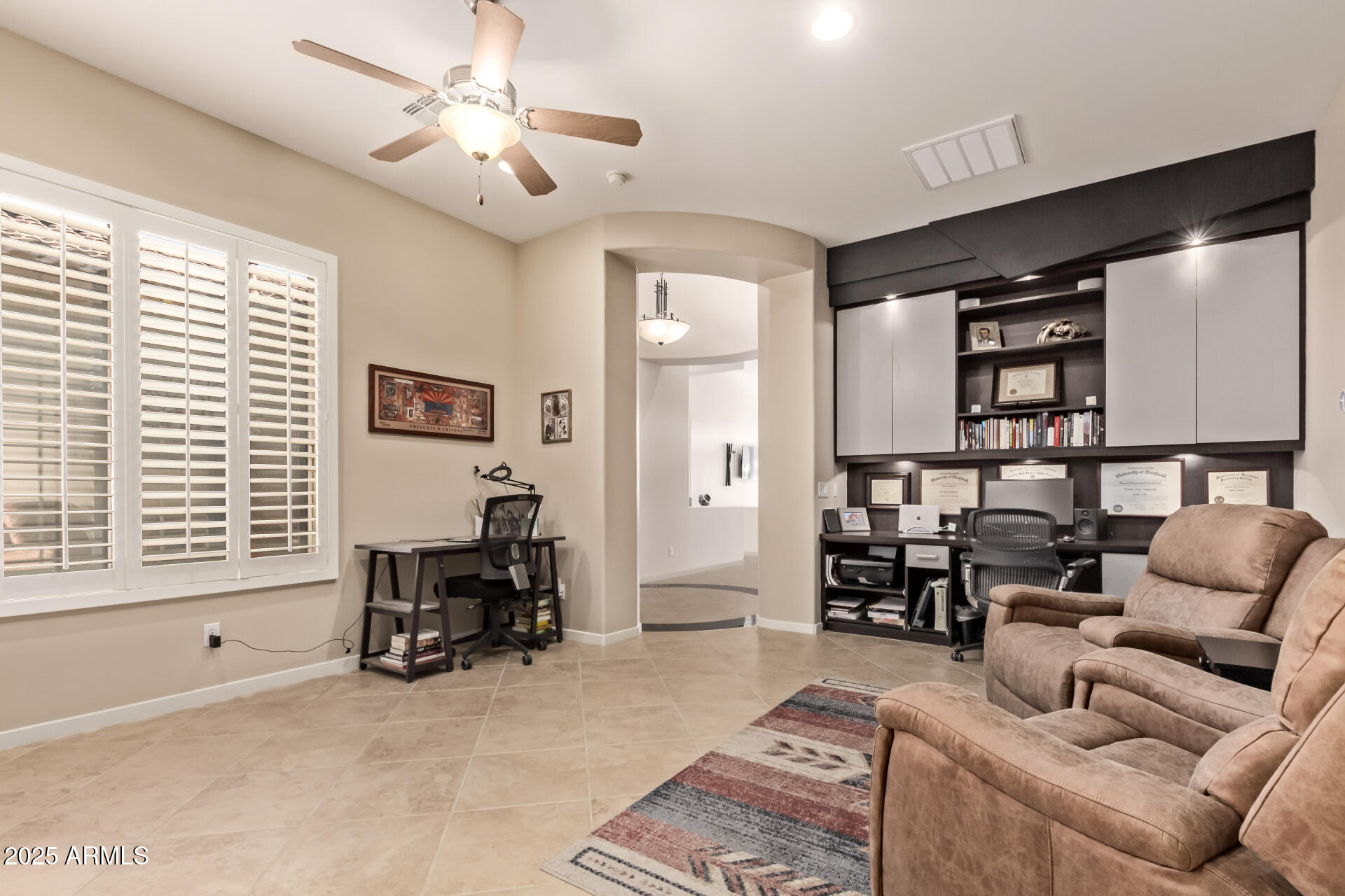 1809 W CALLE MARITA Drive
