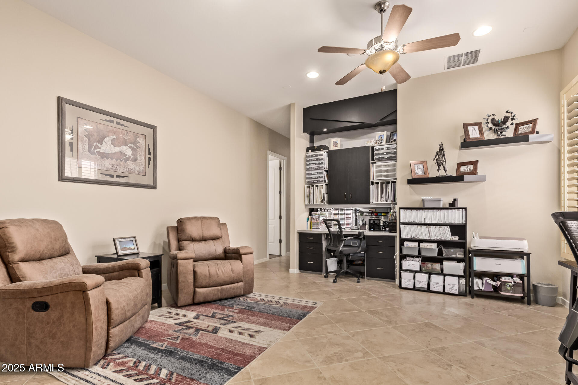 1809 W CALLE MARITA Drive