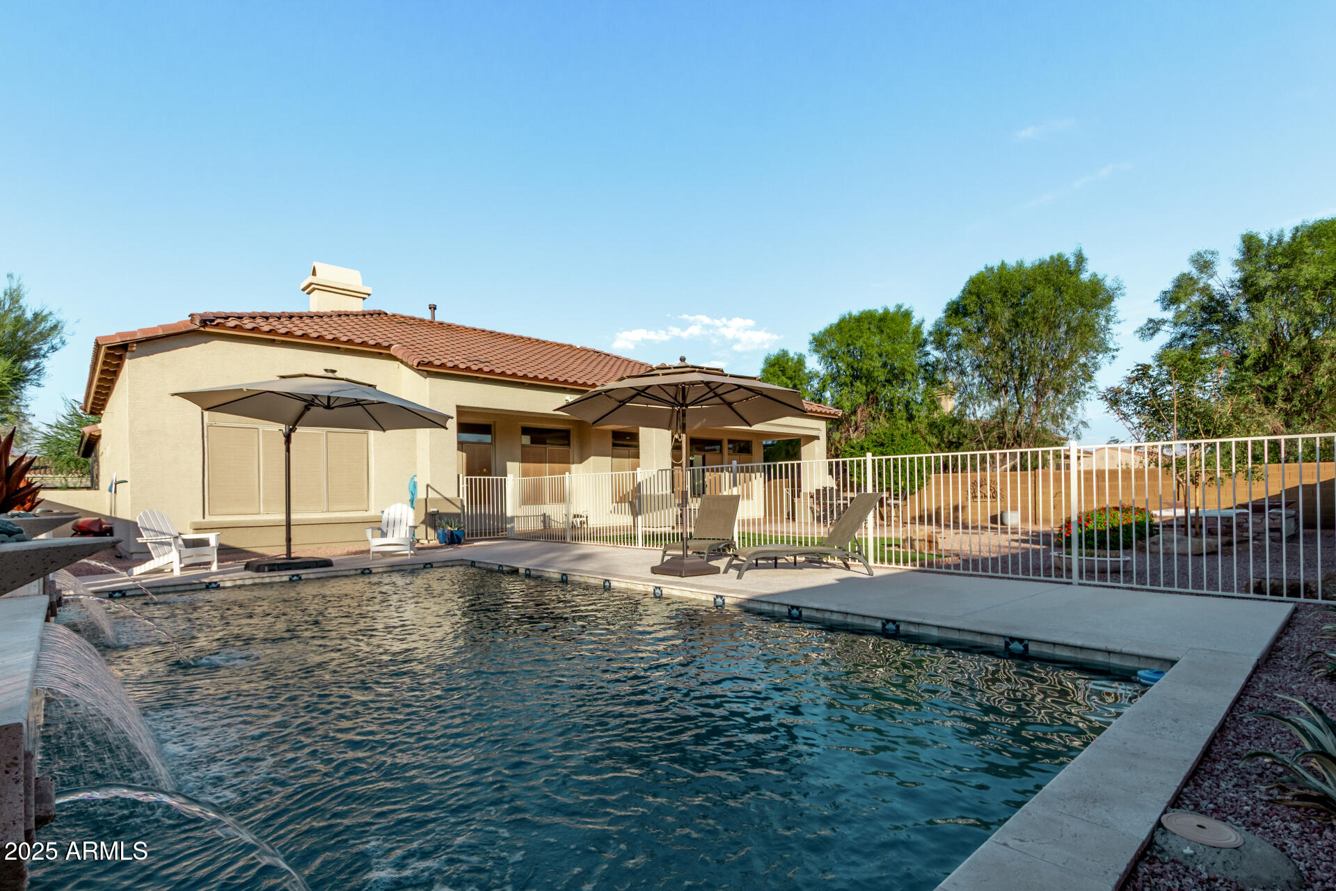 1809 W CALLE MARITA Drive