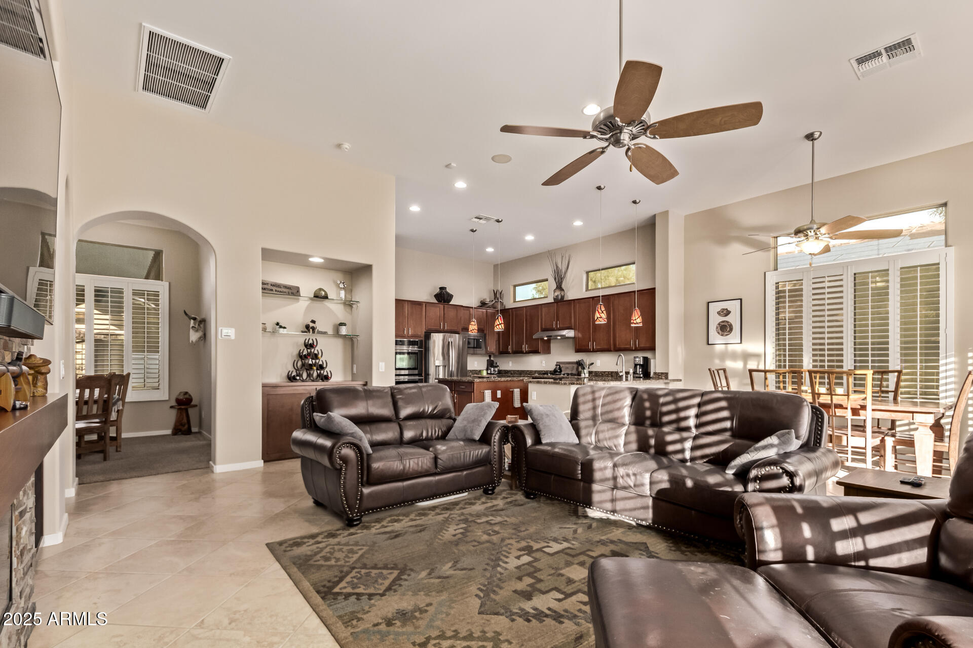 1809 W CALLE MARITA Drive