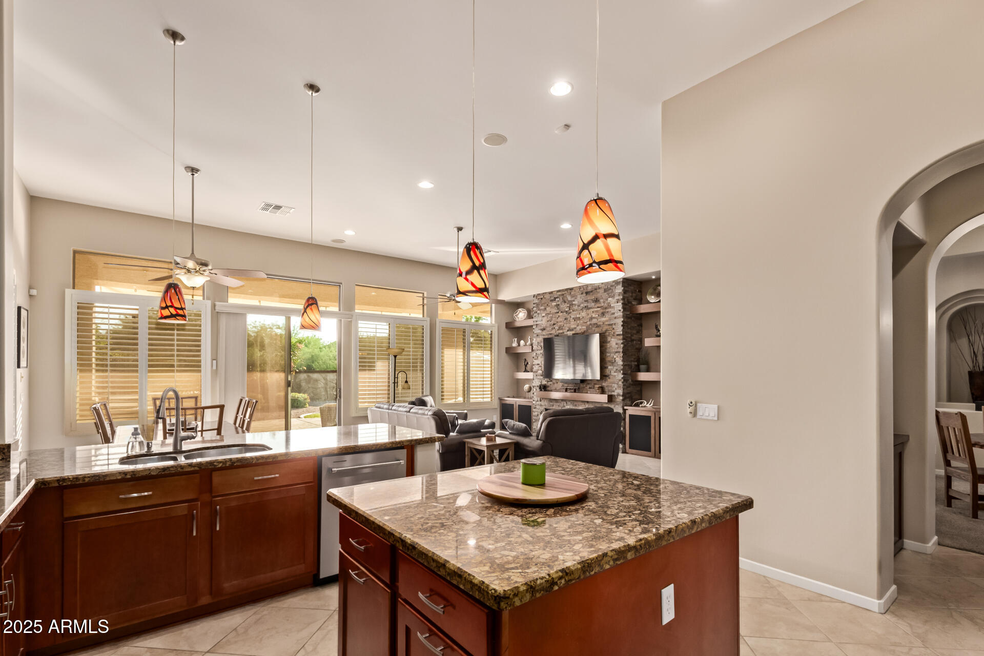 1809 W CALLE MARITA Drive