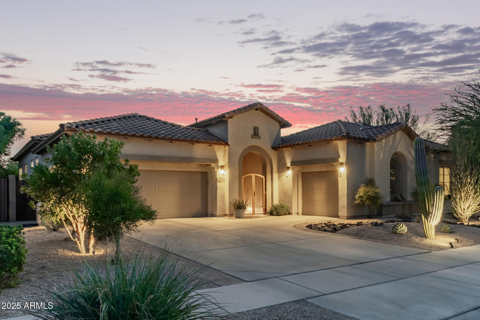 1809 W CALLE MARITA Drive