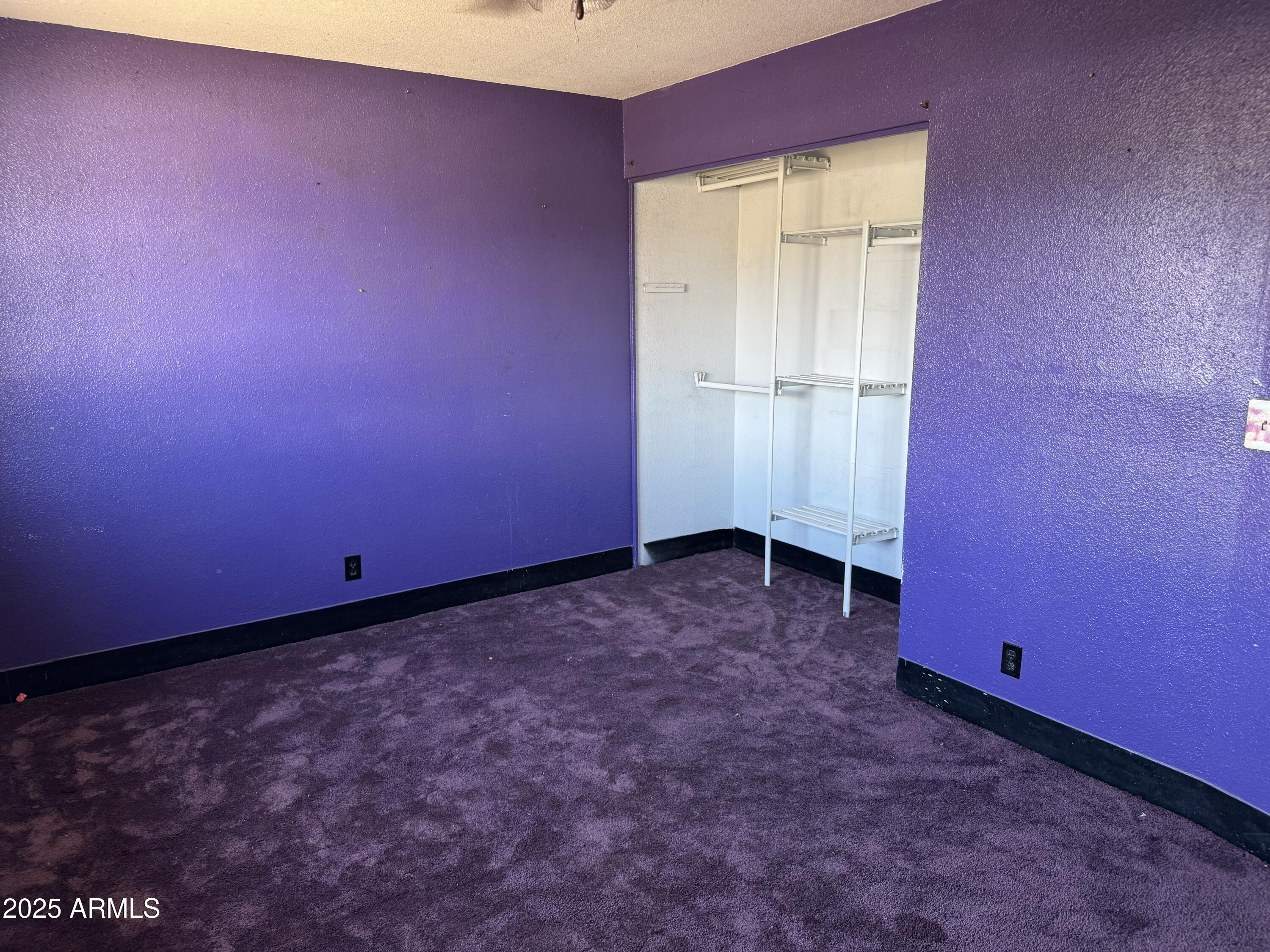 3032 W WINDROSE Drive