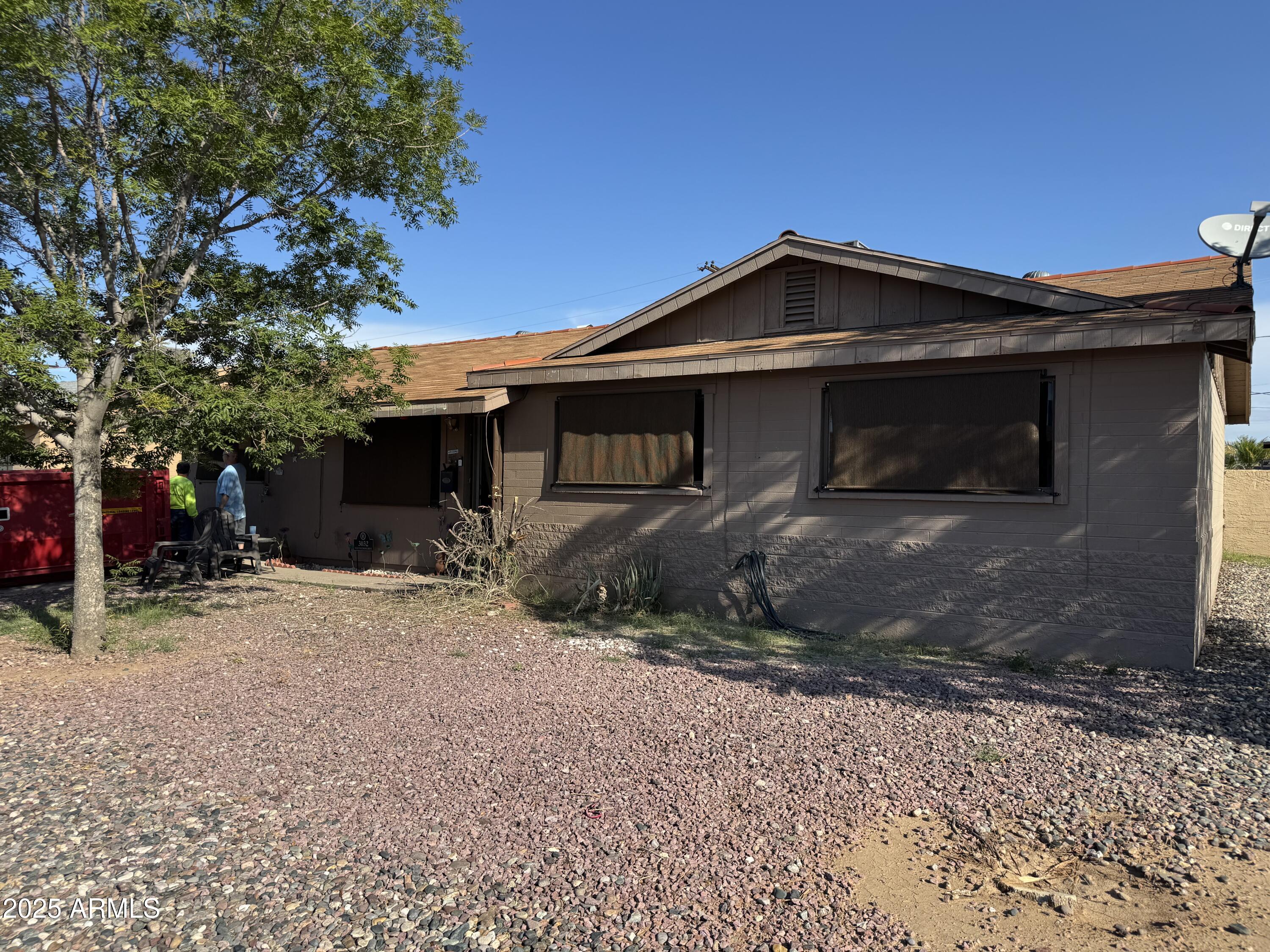 3032 W WINDROSE Drive