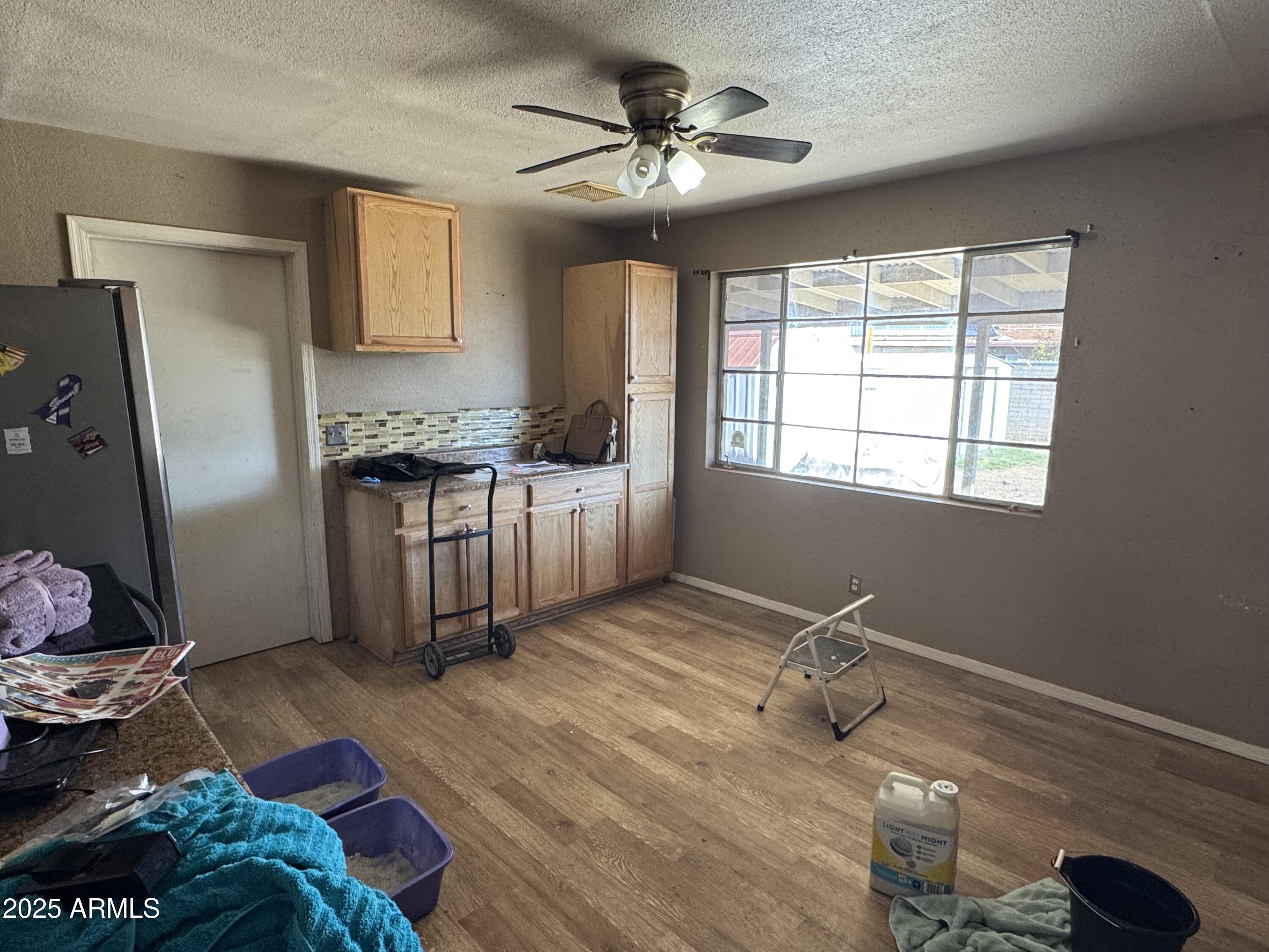 3032 W WINDROSE Drive