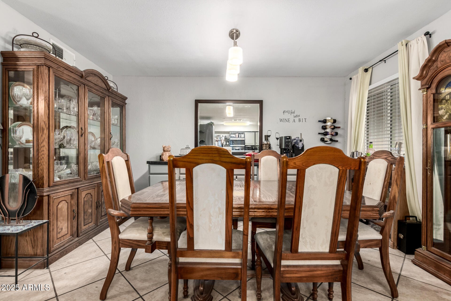 2220 E JEROME Avenue