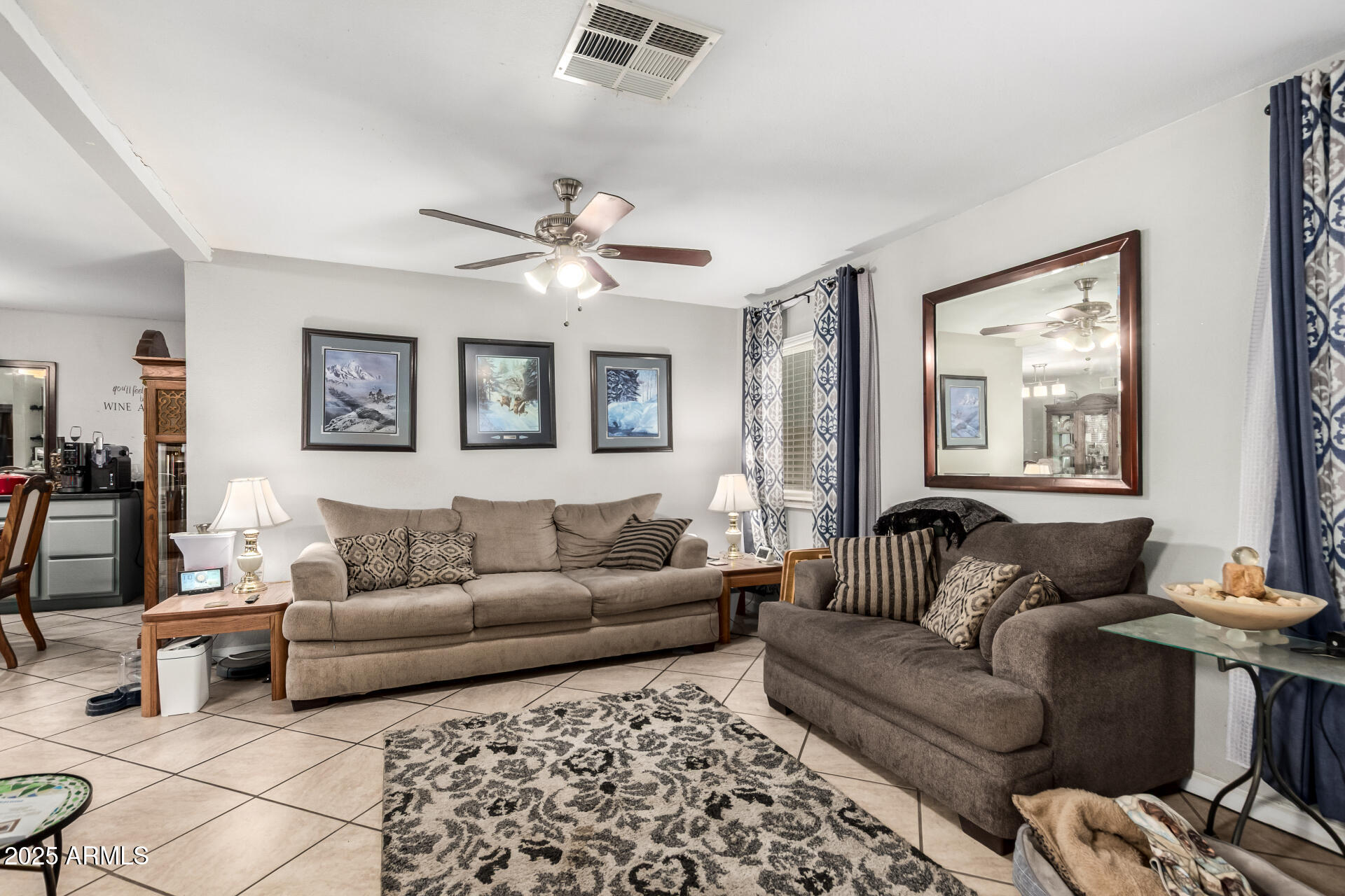 2220 E JEROME Avenue