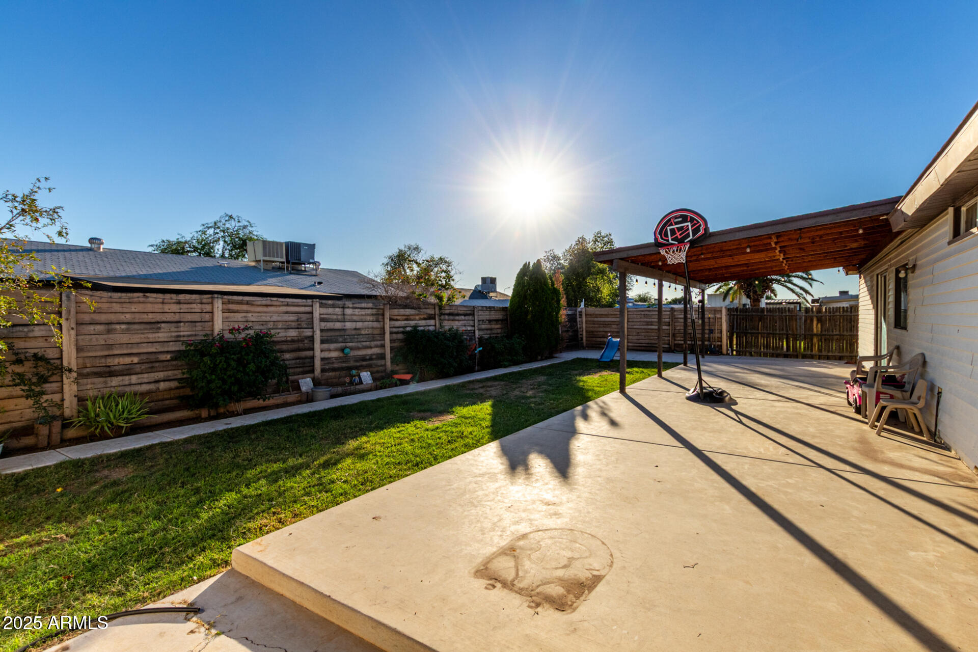 8001 W COLLEGE Drive