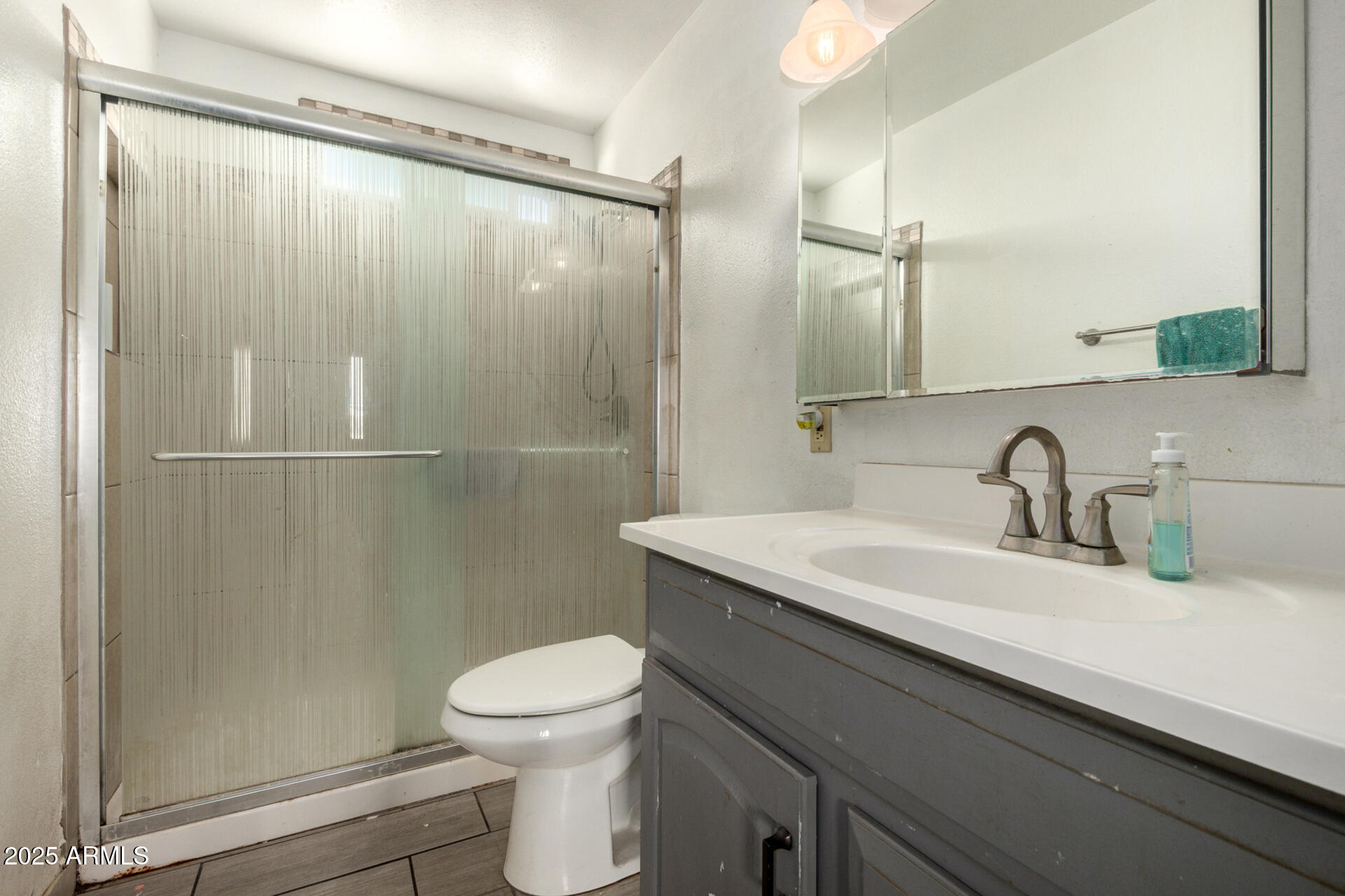 8001 W COLLEGE Drive