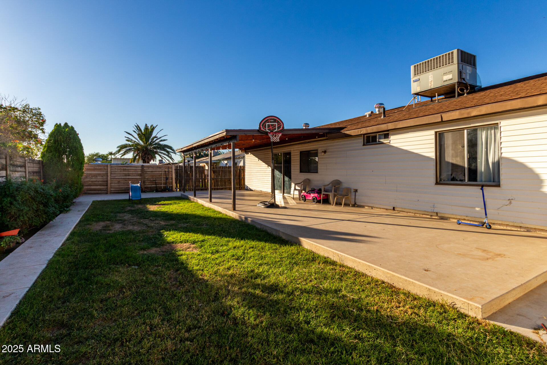 8001 W COLLEGE Drive