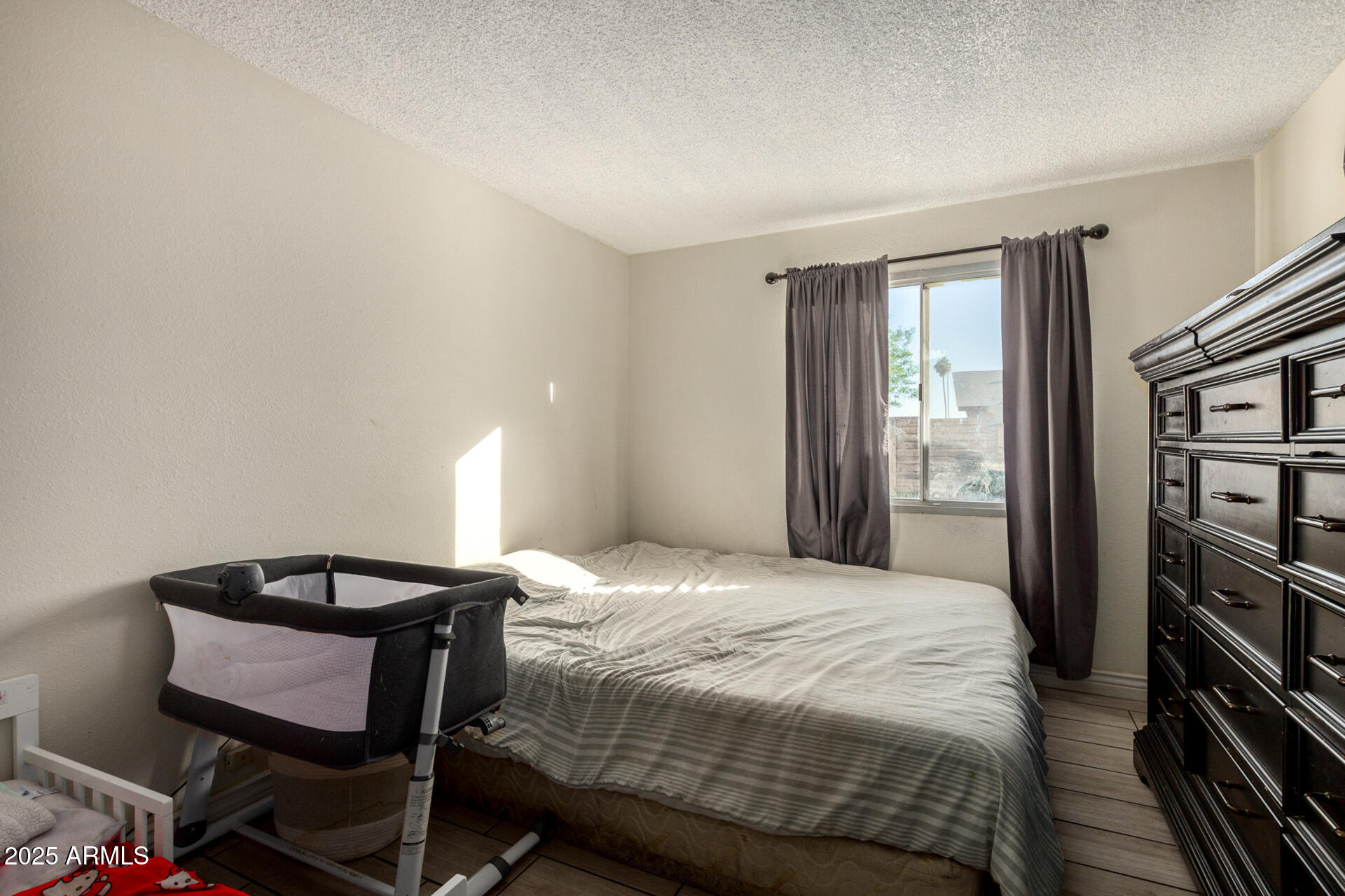 8001 W COLLEGE Drive