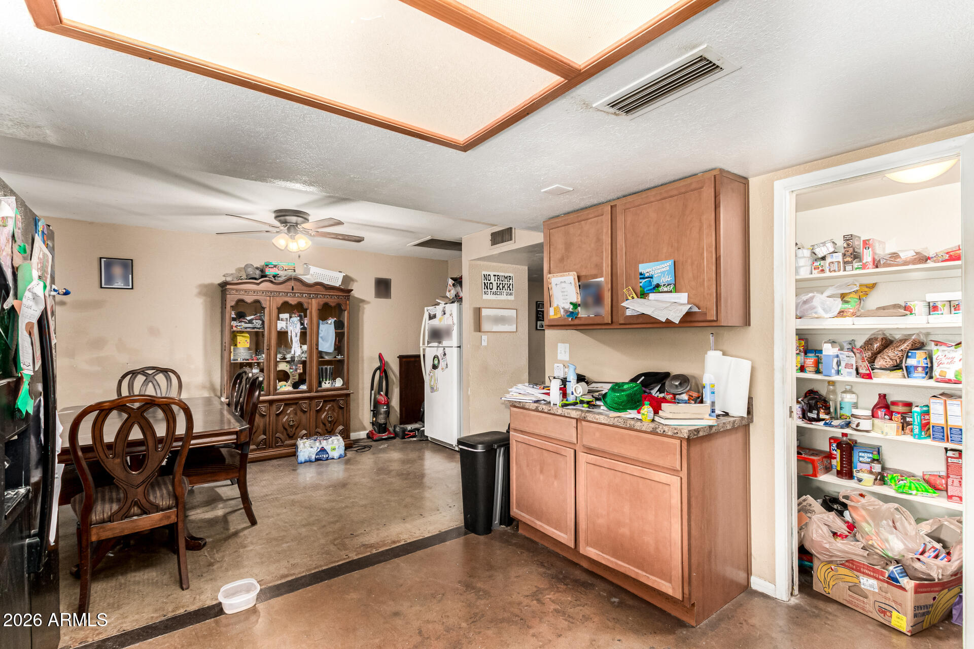 4519 W PARADISE Drive