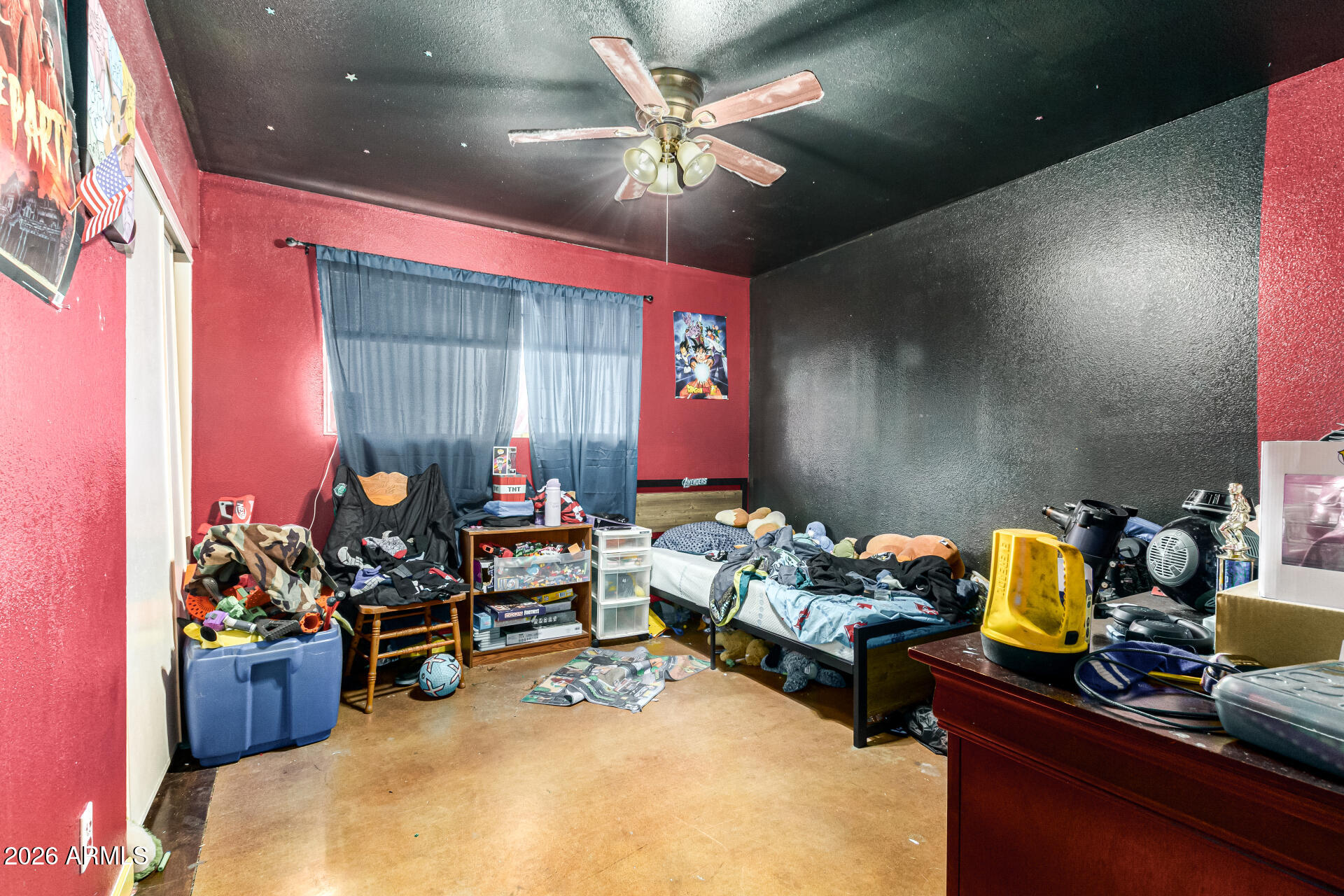 4519 W PARADISE Drive