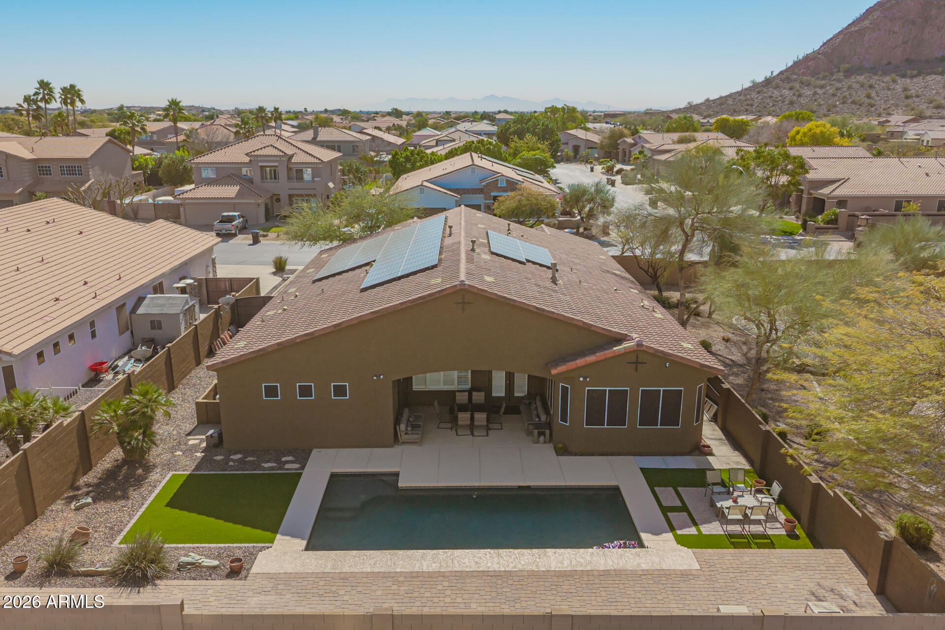 9852 W HEDGE HOG Place