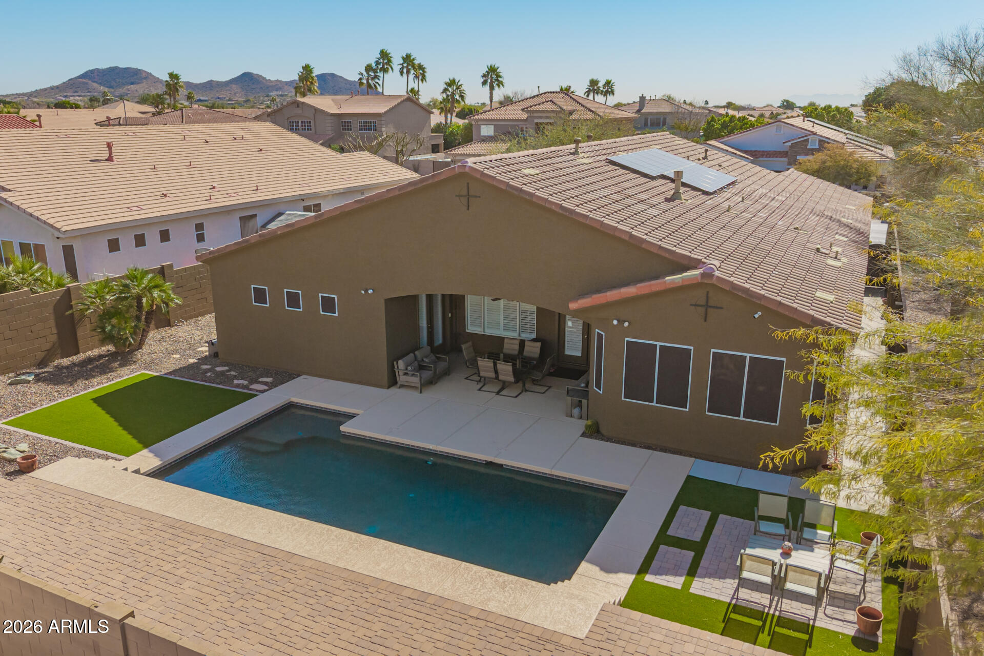 9852 W HEDGE HOG Place