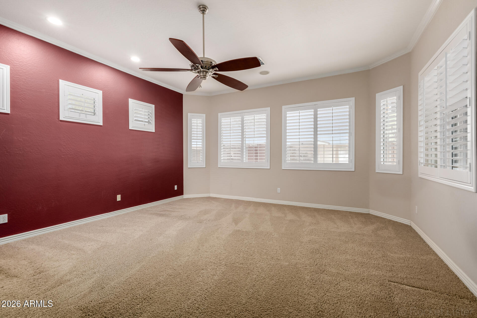 9852 W HEDGE HOG Place