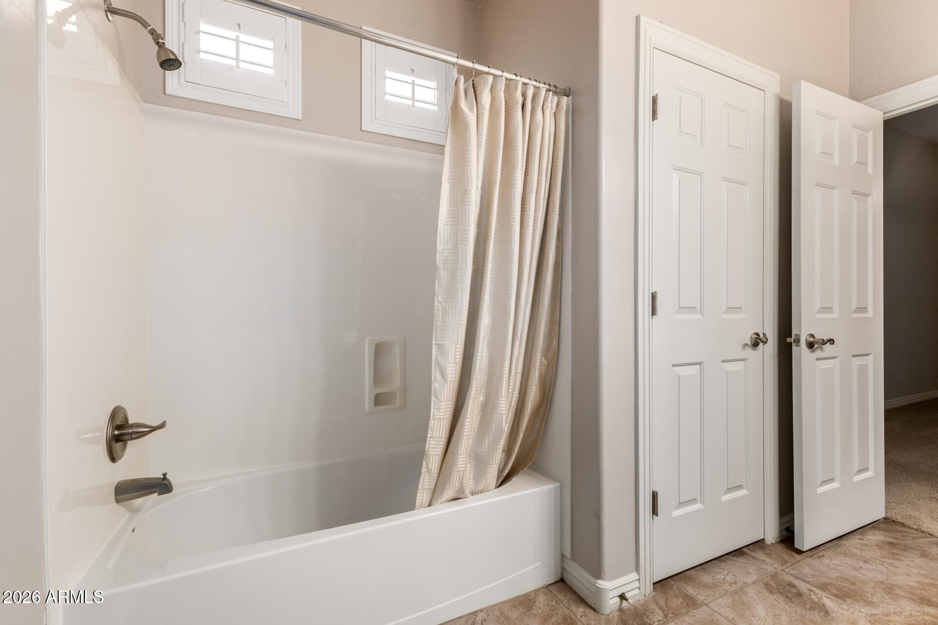 9852 W HEDGE HOG Place