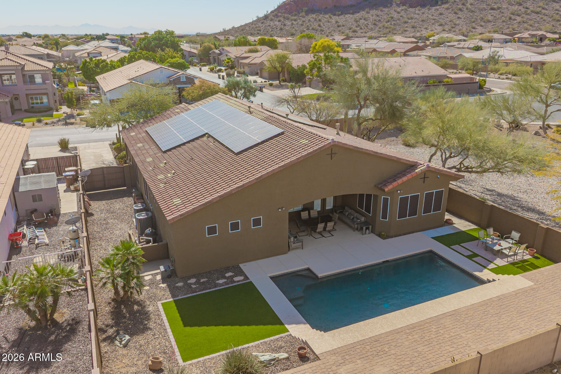 9852 W HEDGE HOG Place