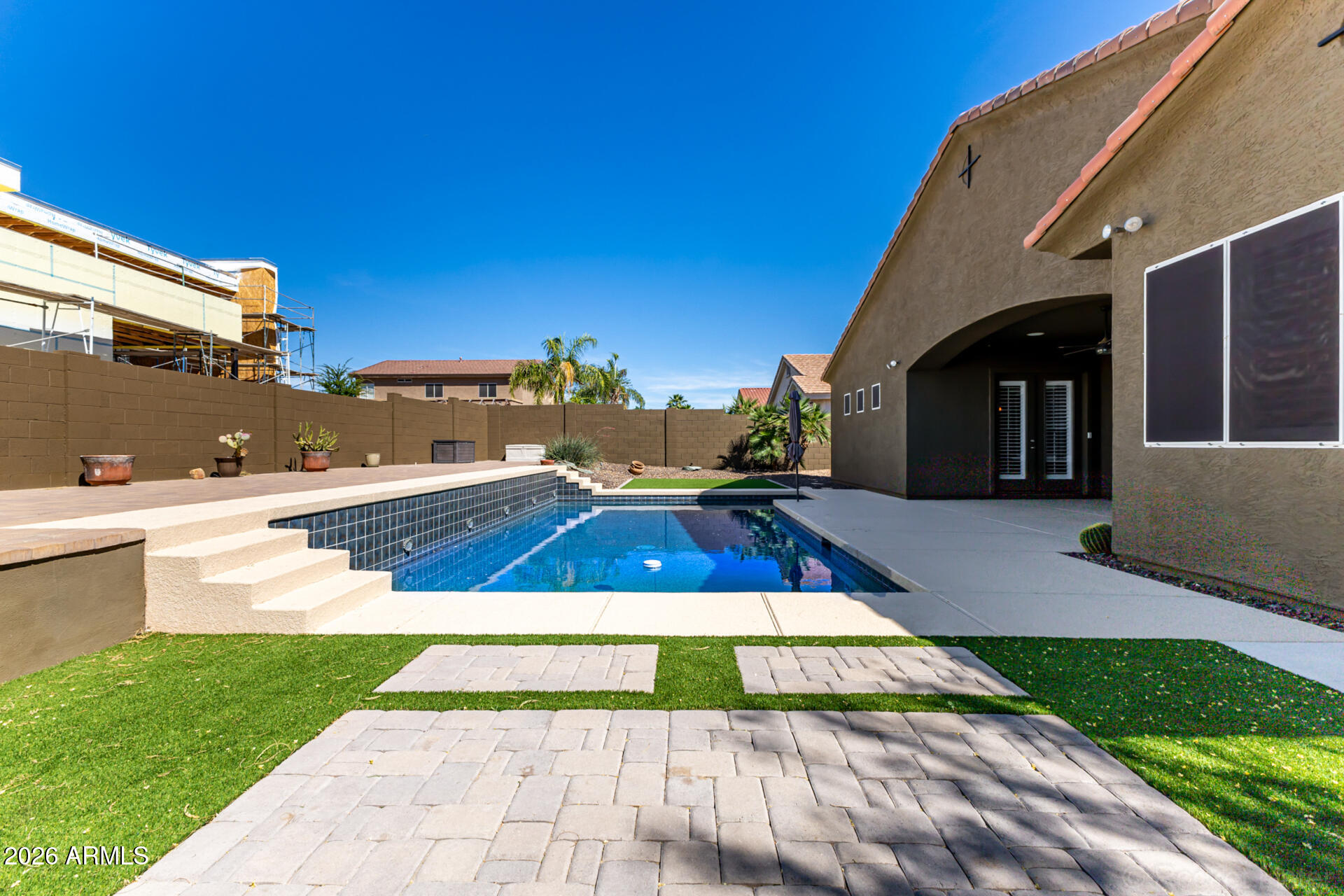 9852 W HEDGE HOG Place