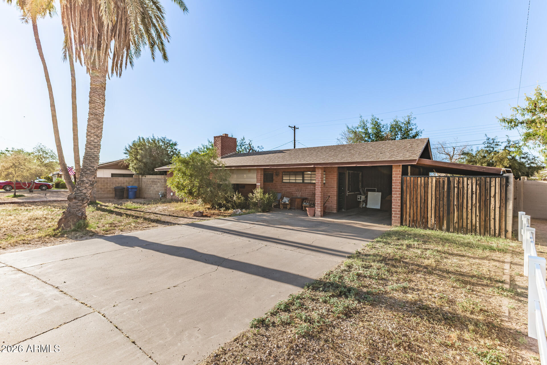 1032 W 6TH Place