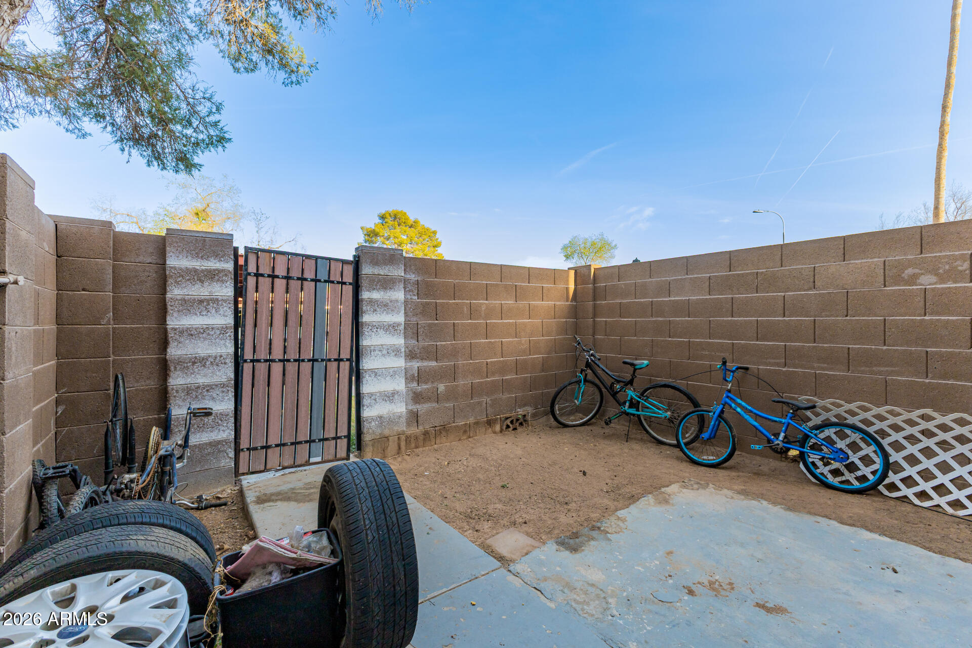 600 S DOBSON Road 88