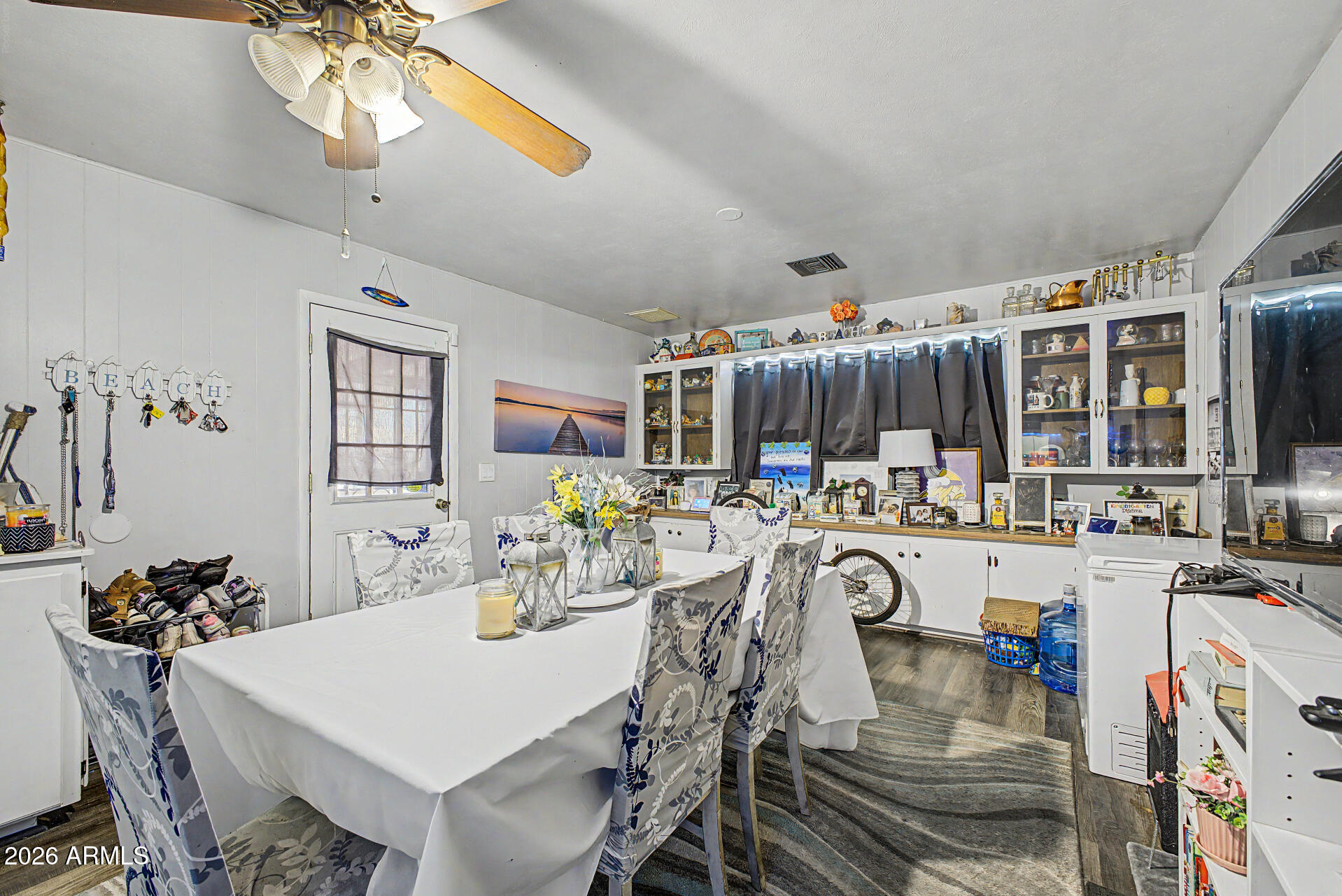 3234 W CORRINE Drive