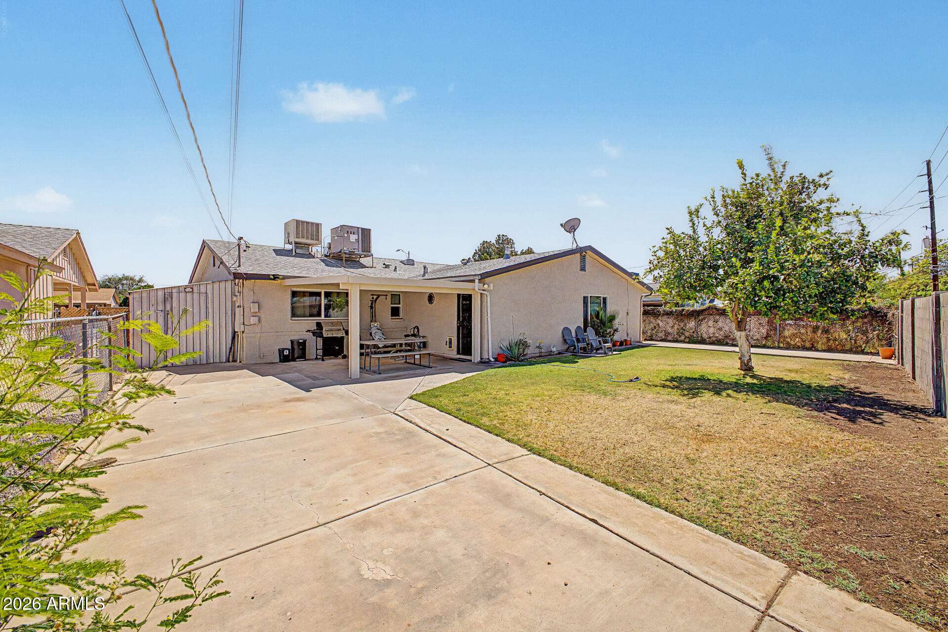 3234 W CORRINE Drive