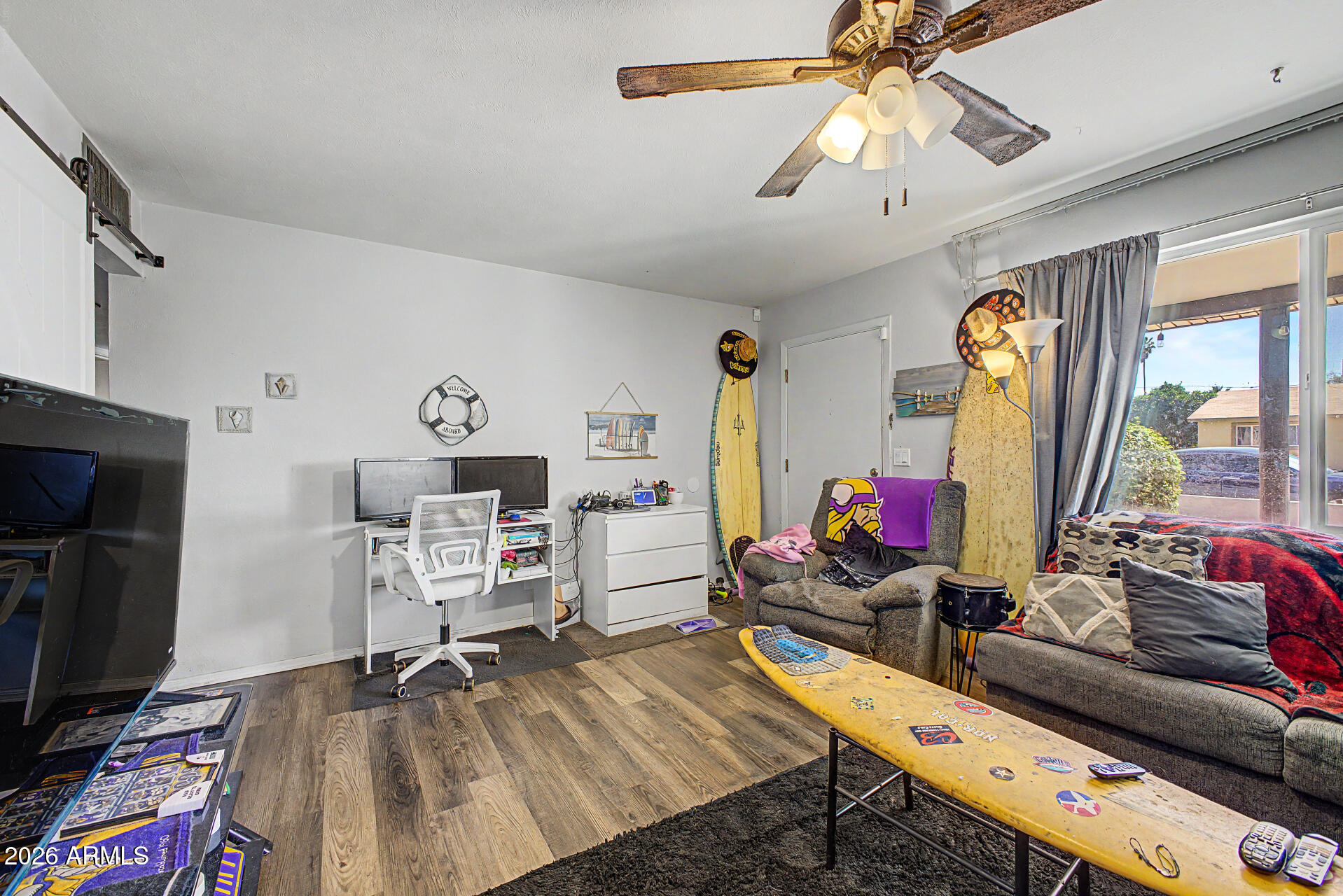 3234 W CORRINE Drive