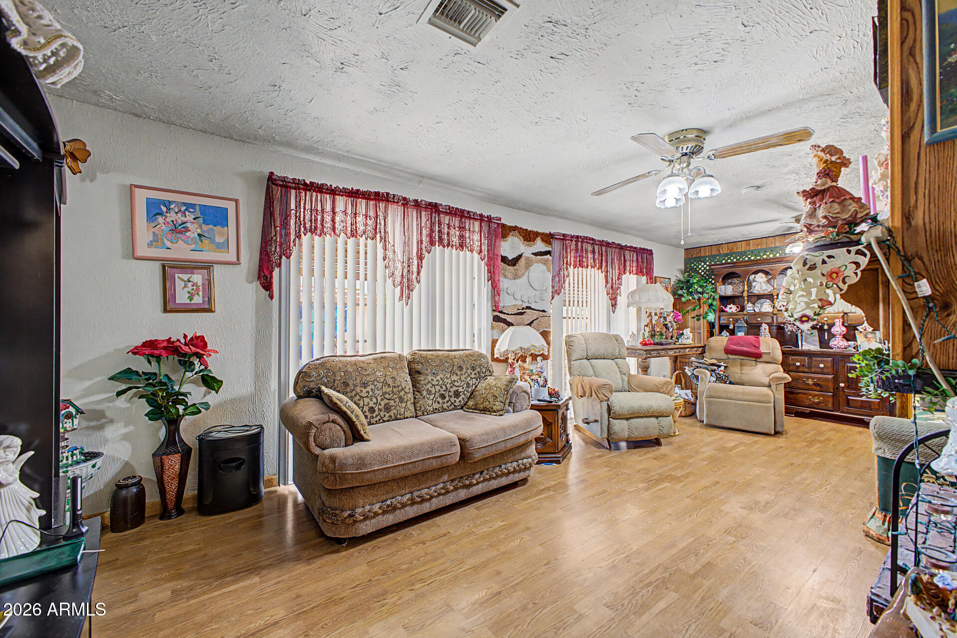 4101 N 105TH Lane