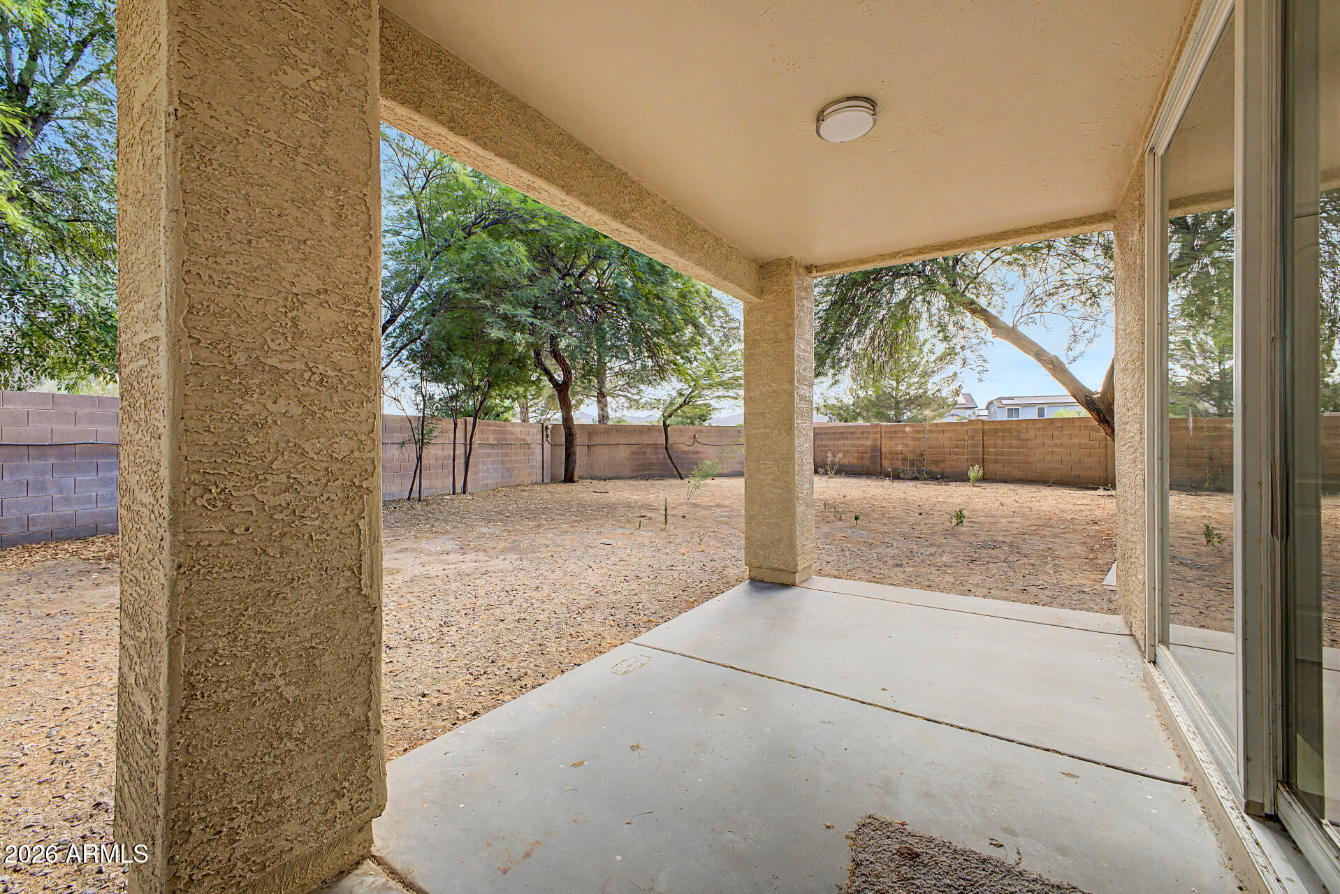 18293 W ELM Street