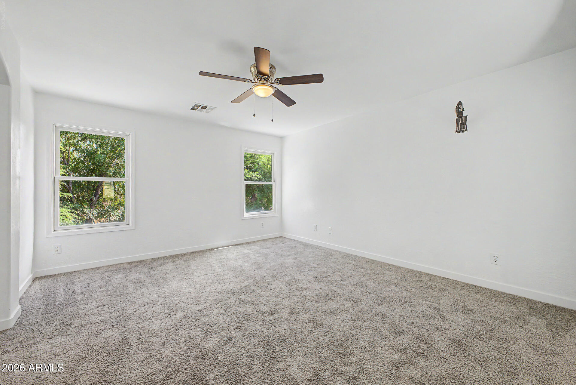 18293 W ELM Street