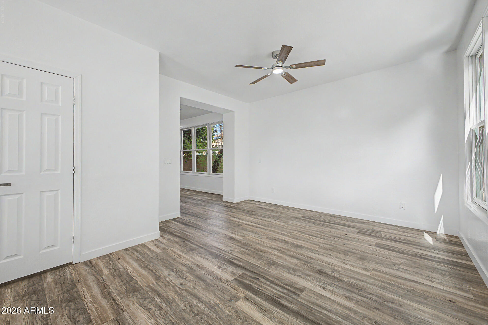 18293 W ELM Street