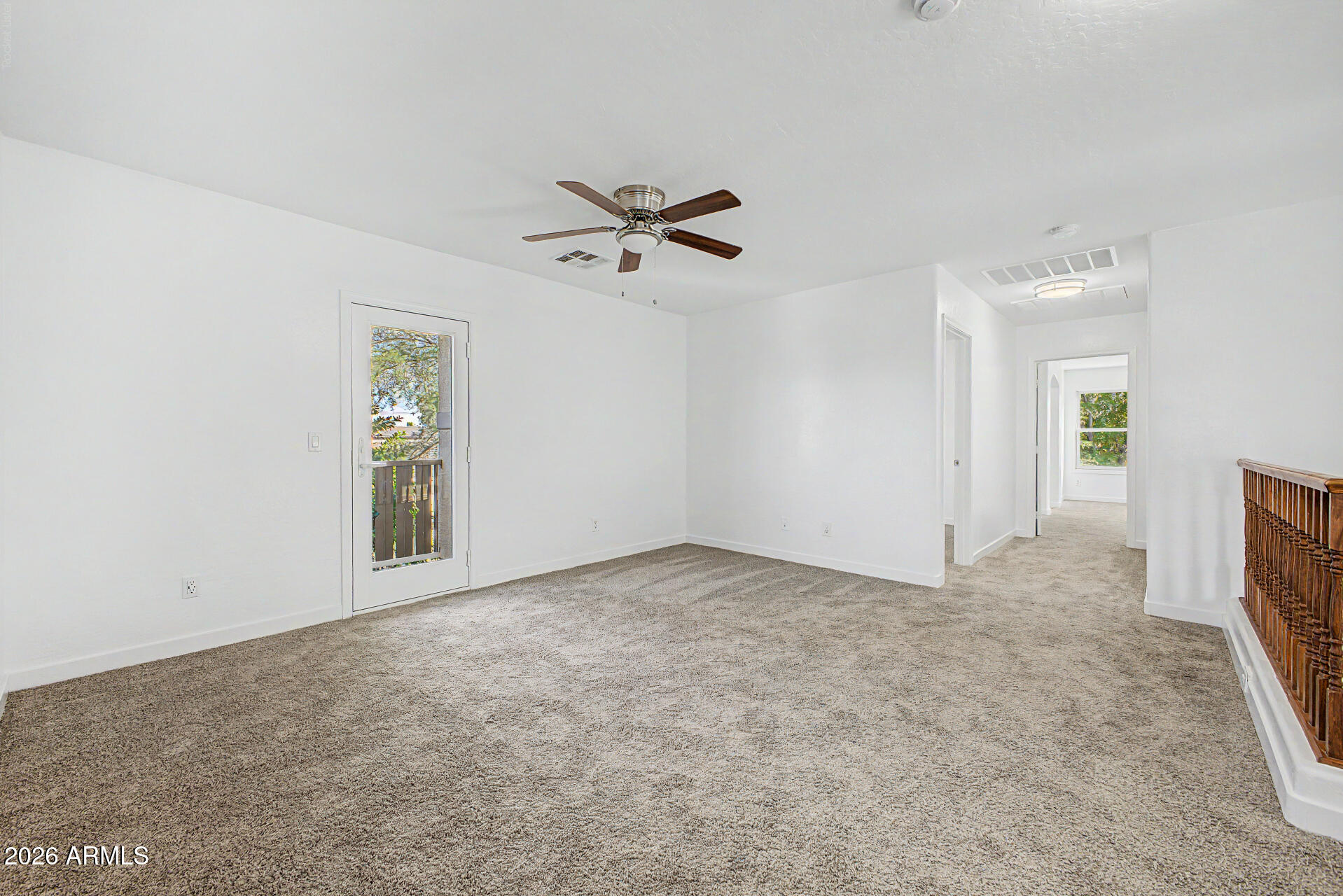 18293 W ELM Street