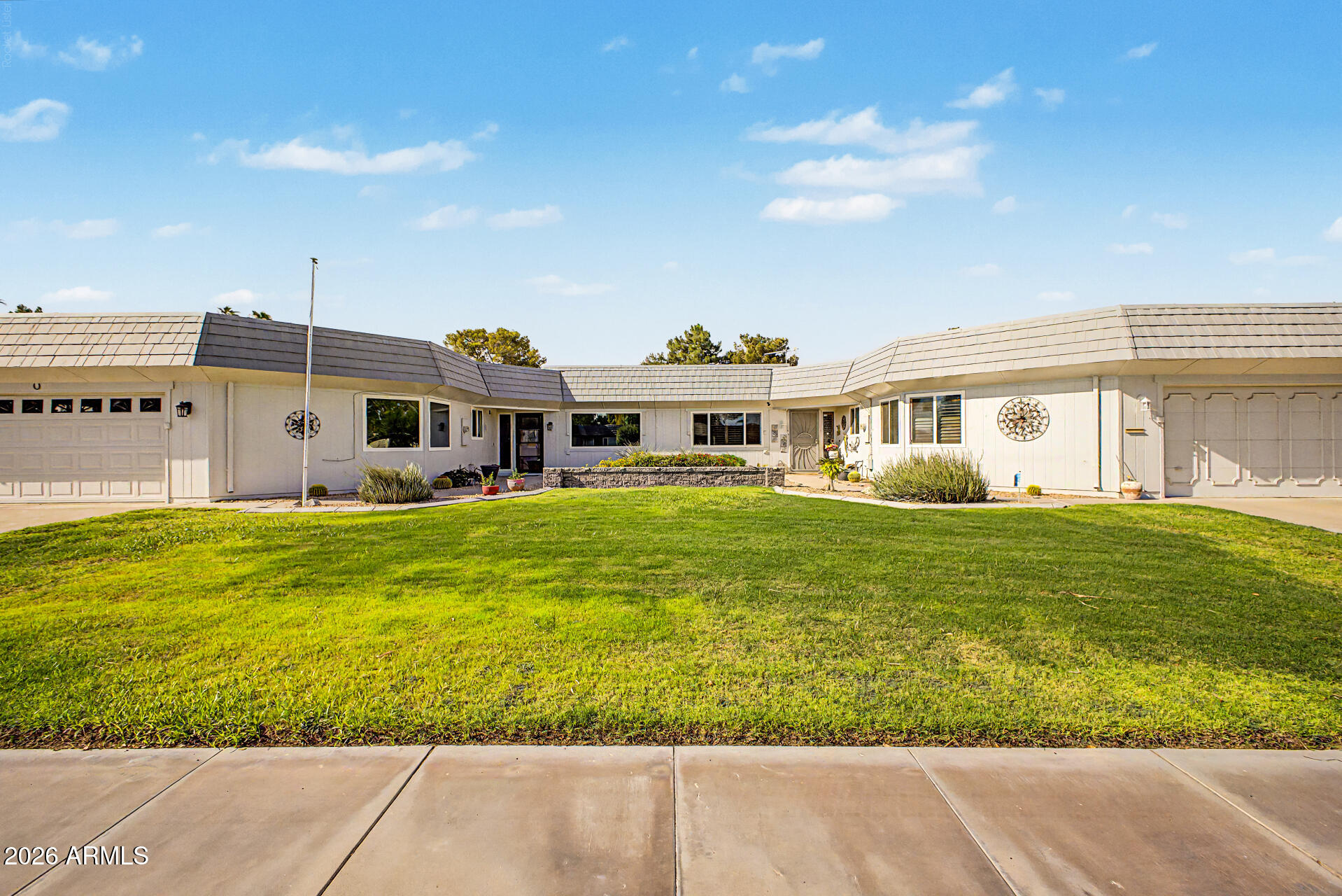 10344 W HUTTON Drive