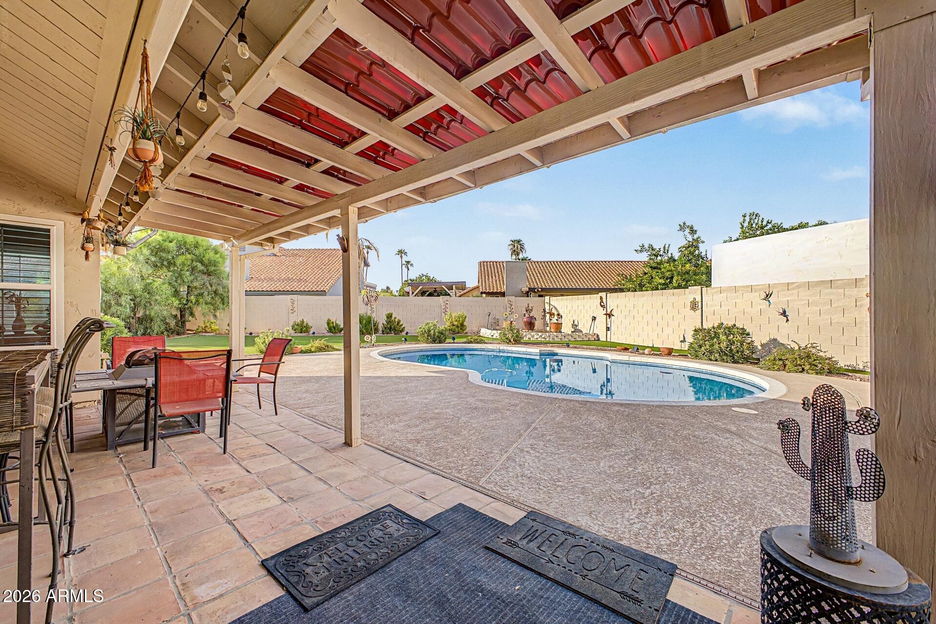 2653 N FONTANA Circle